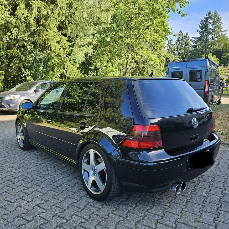 Volkswagen Golf 2.8 V6 4Motion, foto 5