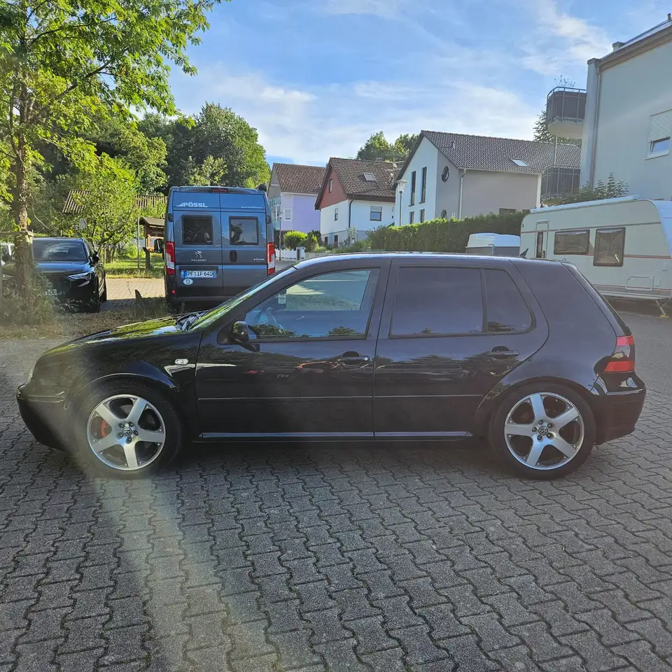 Volkswagen Golf 2.8 V6 4Motion, foto 4