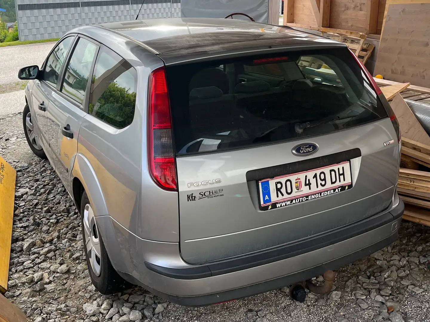 Ford Focus Focus Traveller Trend 1,8 TDdi Trend Silber - 1