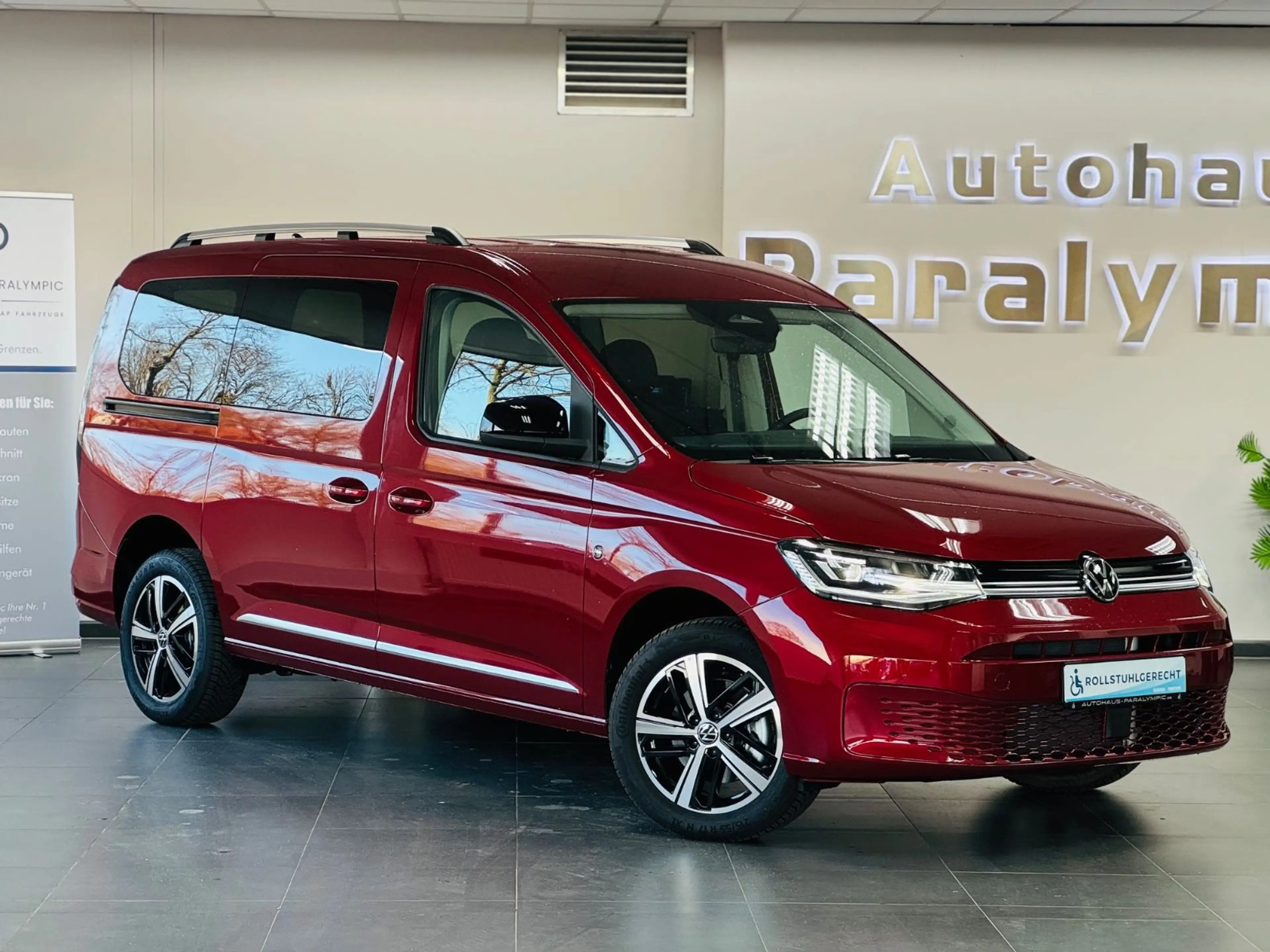 Volkswagen Caddy Maxi Style DSG TSI Rollstuhlgerecht-Rampe — photo 2