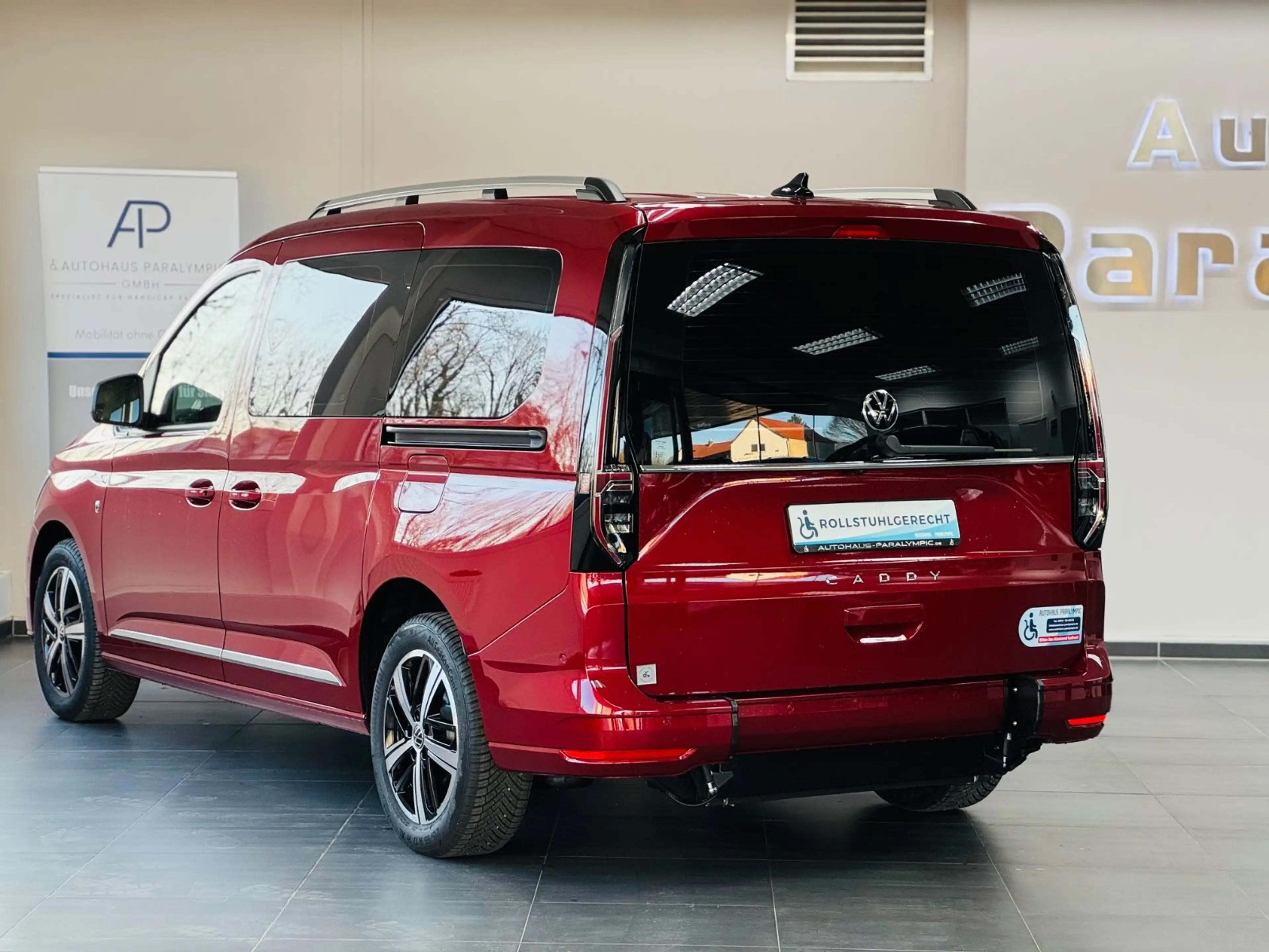Volkswagen Caddy Maxi Style DSG TSI Rollstuhlgerecht-Rampe — photo 4