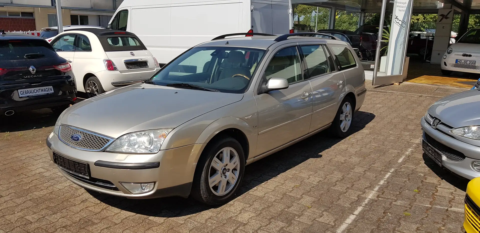 Ford Mondeo 2.5 Turnier V6 Ghia Or - 1