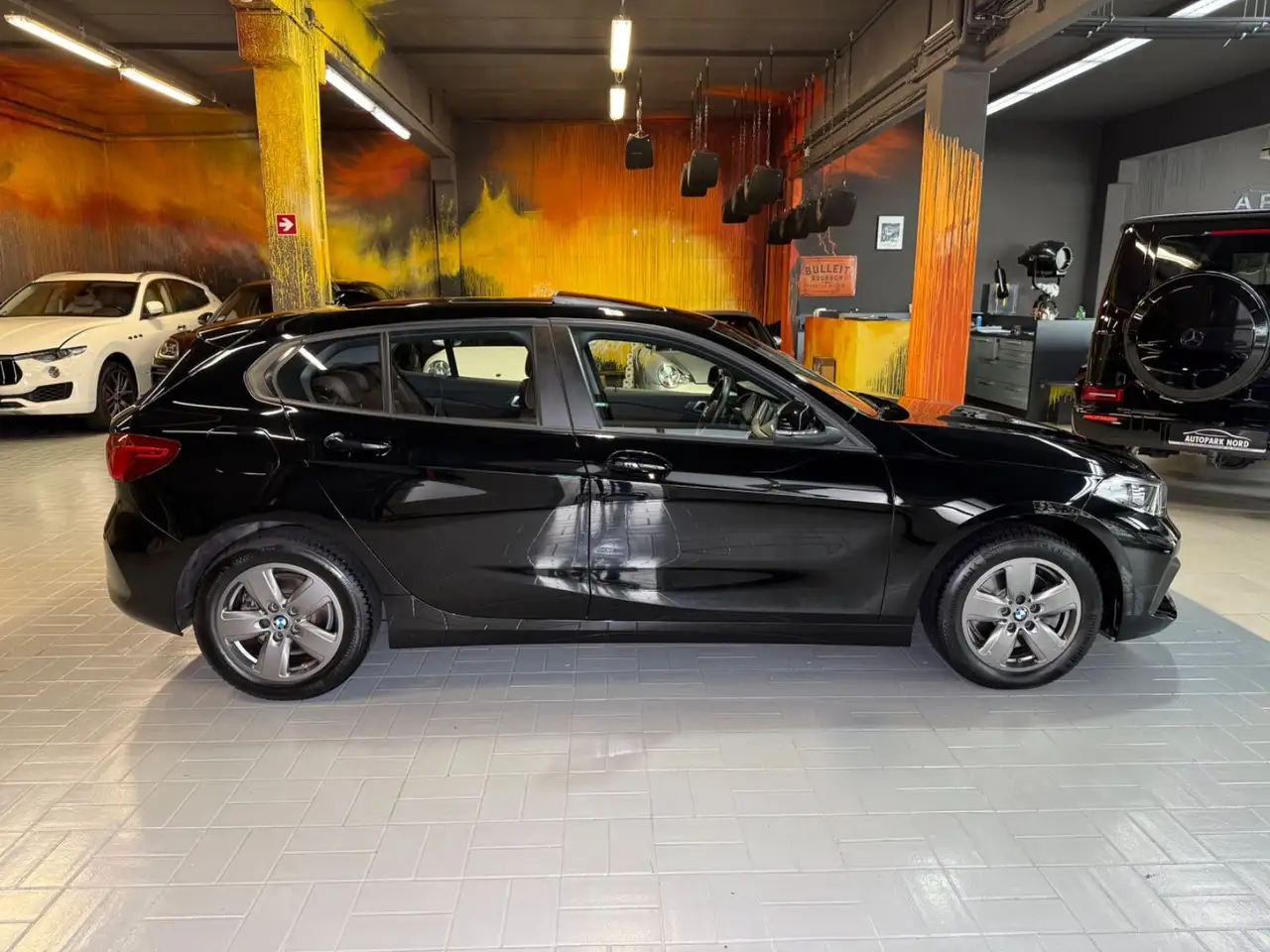 BMW 118 i Advantage Aut. PANORAMA~LEDER~NAVI~SHZ~, миниатюра 8