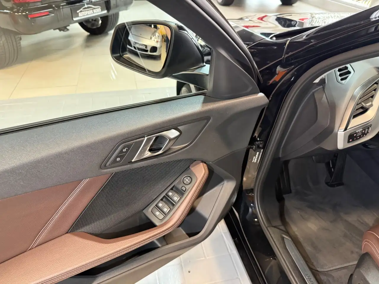BMW 118 i Advantage Aut. PANORAMA~LEDER~NAVI~SHZ~, миниатюра 17