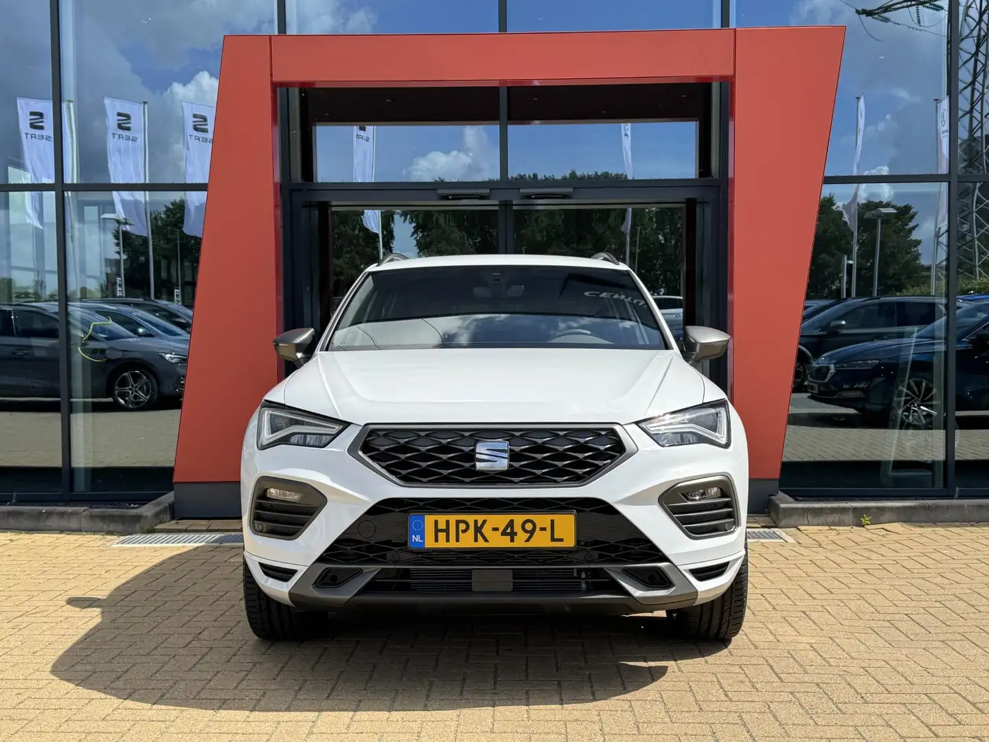 SEAT Ateca 1.5 TSI FR Business Intense Wit - 2