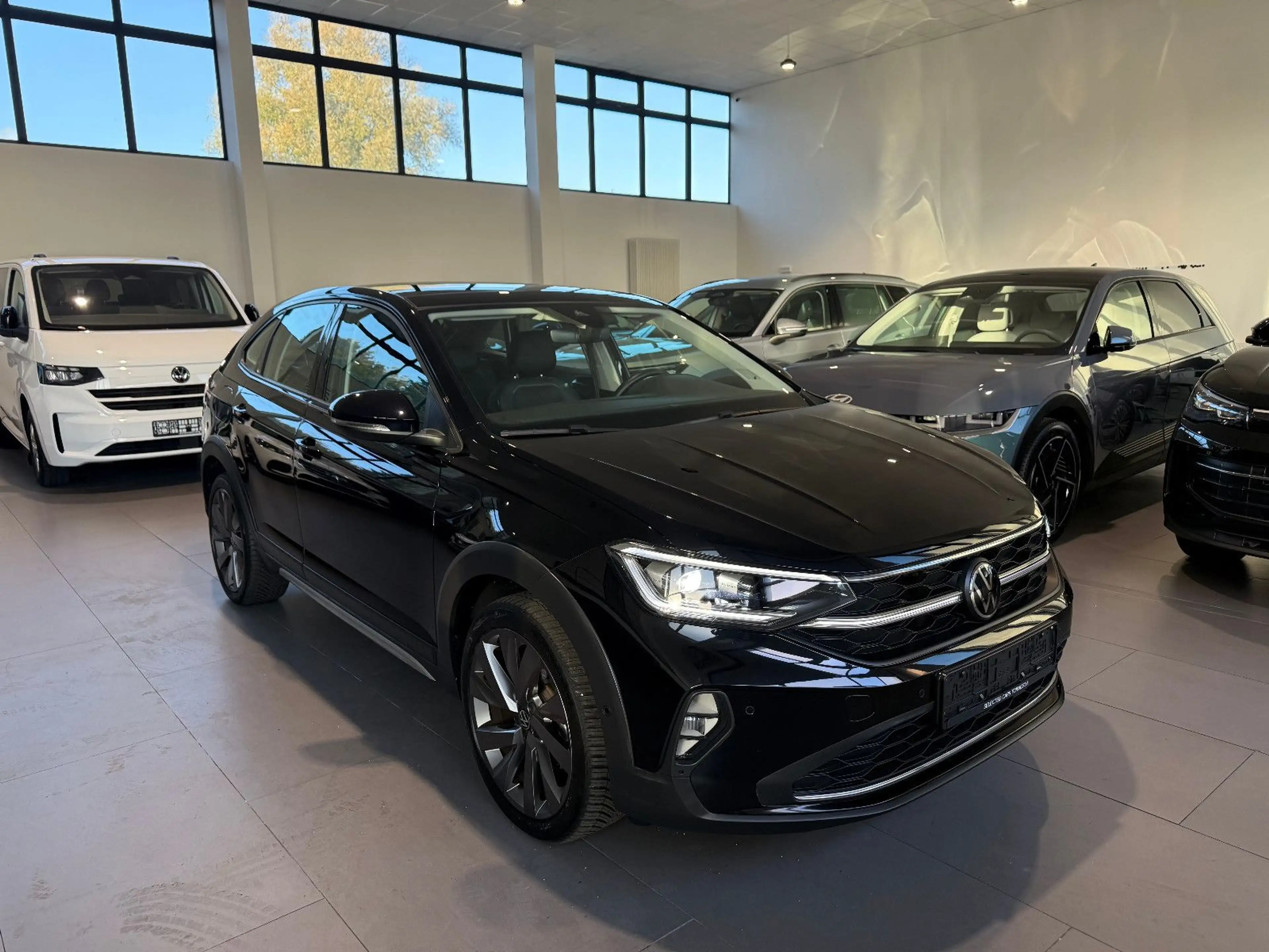 Volkswagen Taigo Style 1.5 TSI DSG AID/ACC/MATRIX/PANO/KAM — photo 3
