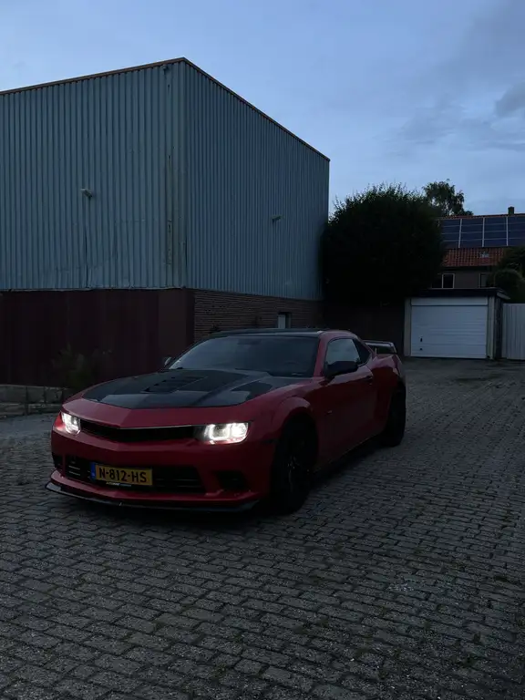 Chevrolet Camaro 2016 из Европы — купить под ключ