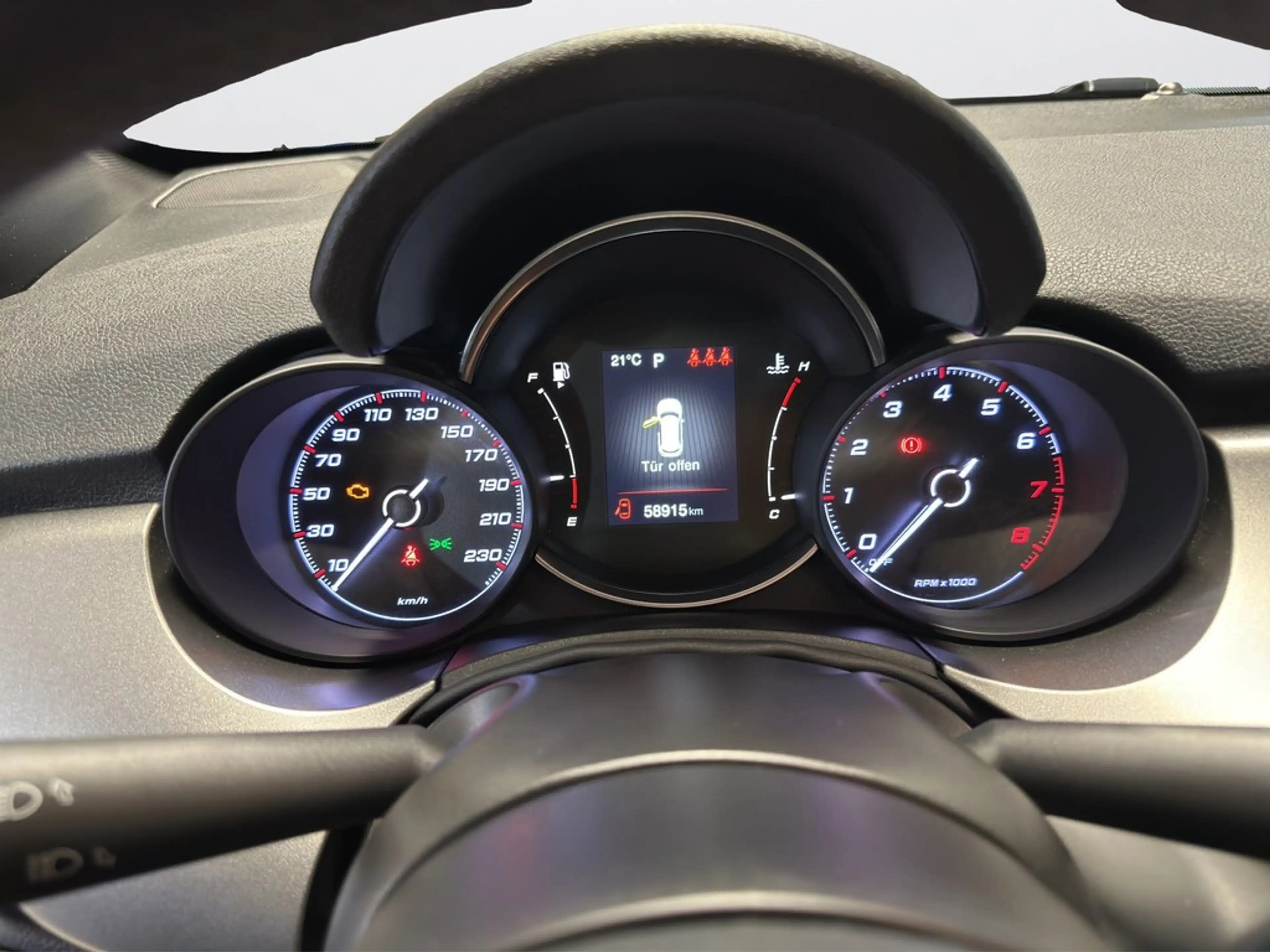 Fiat 500X Sport 1.3 GSE WINTERPAKET/NAVI/PDC/LED — photo 11