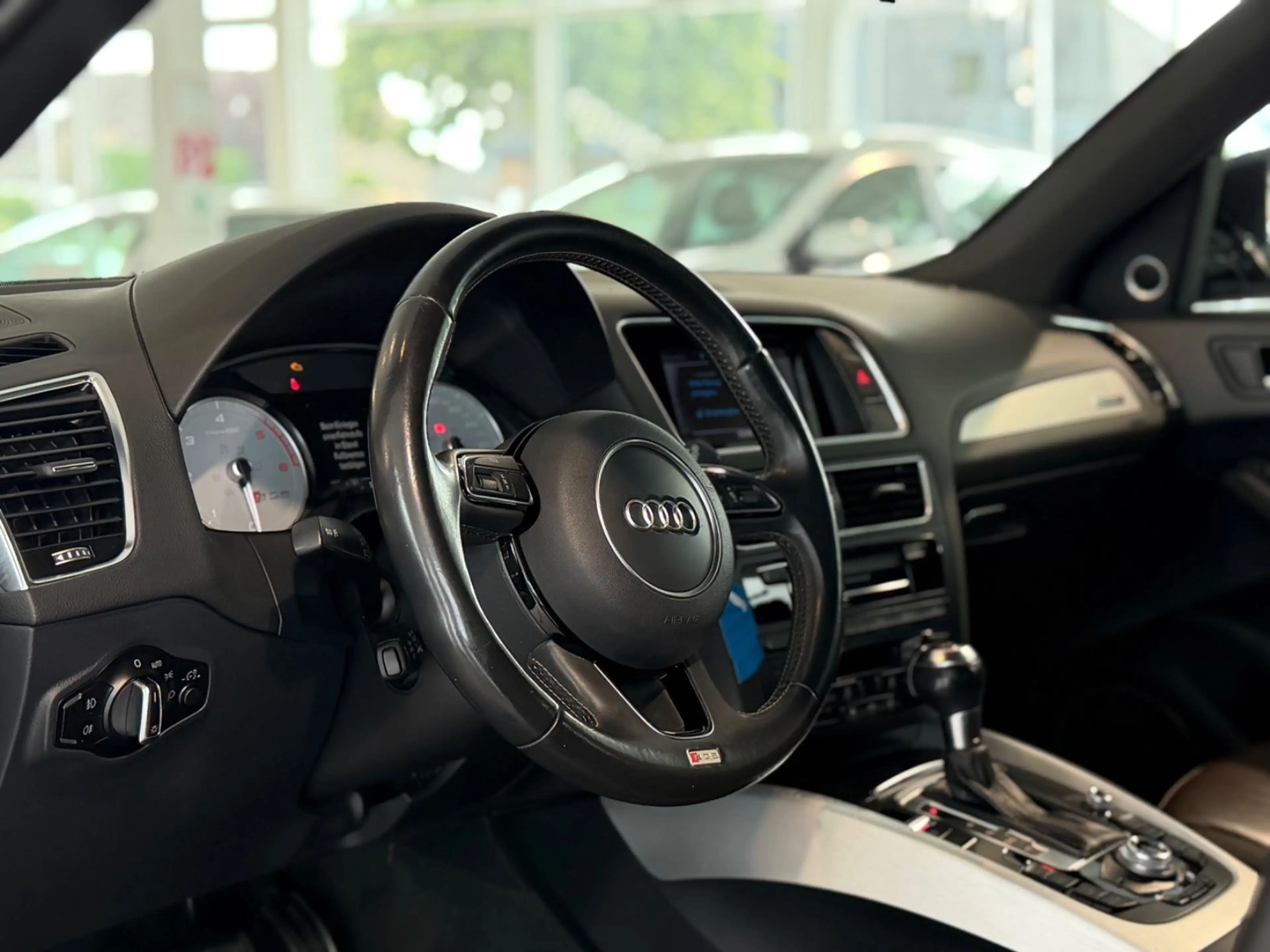 Audi SQ5 3.0 TDI competition quattro*S-DACH*PANO*NAVI — photo 13