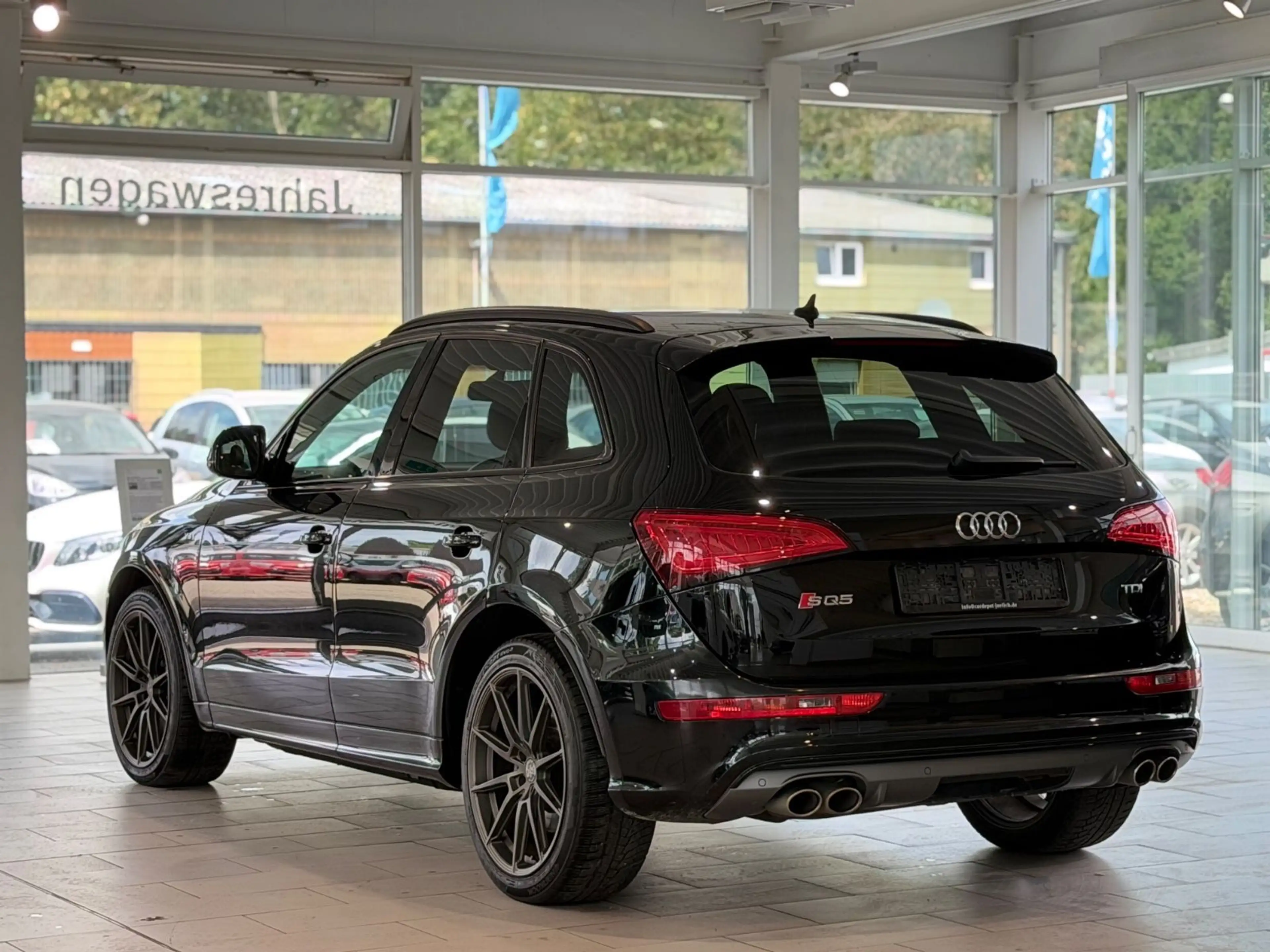 Audi SQ5 3.0 TDI competition quattro*S-DACH*PANO*NAVI — photo 4