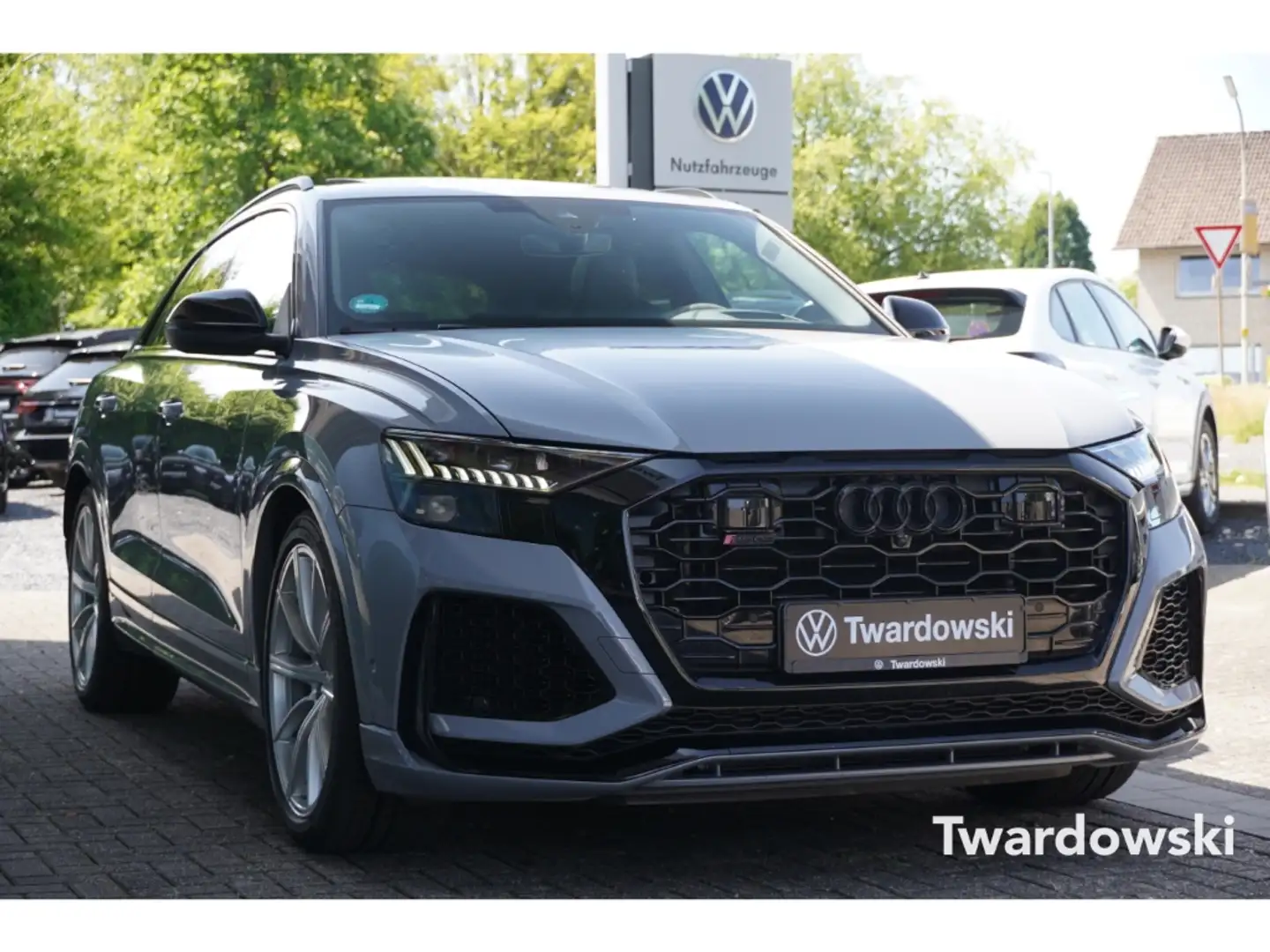 Audi RS Q8 Dynamik+ Matrik PANO HUD Memo B&O ACC Grau - 1
