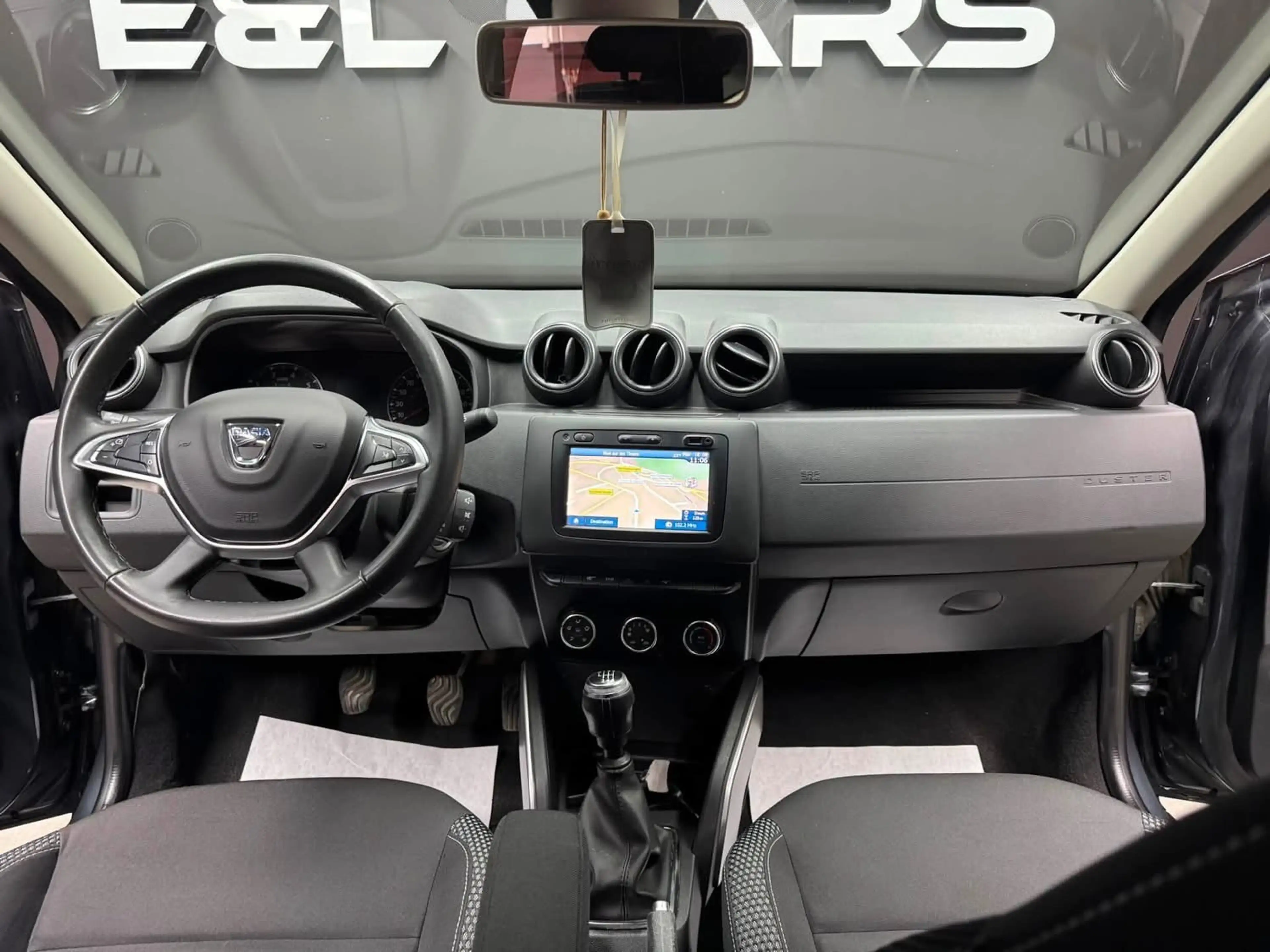 Dacia Duster Duster 1.2 TCe **12 mois de garantie** — photo 13