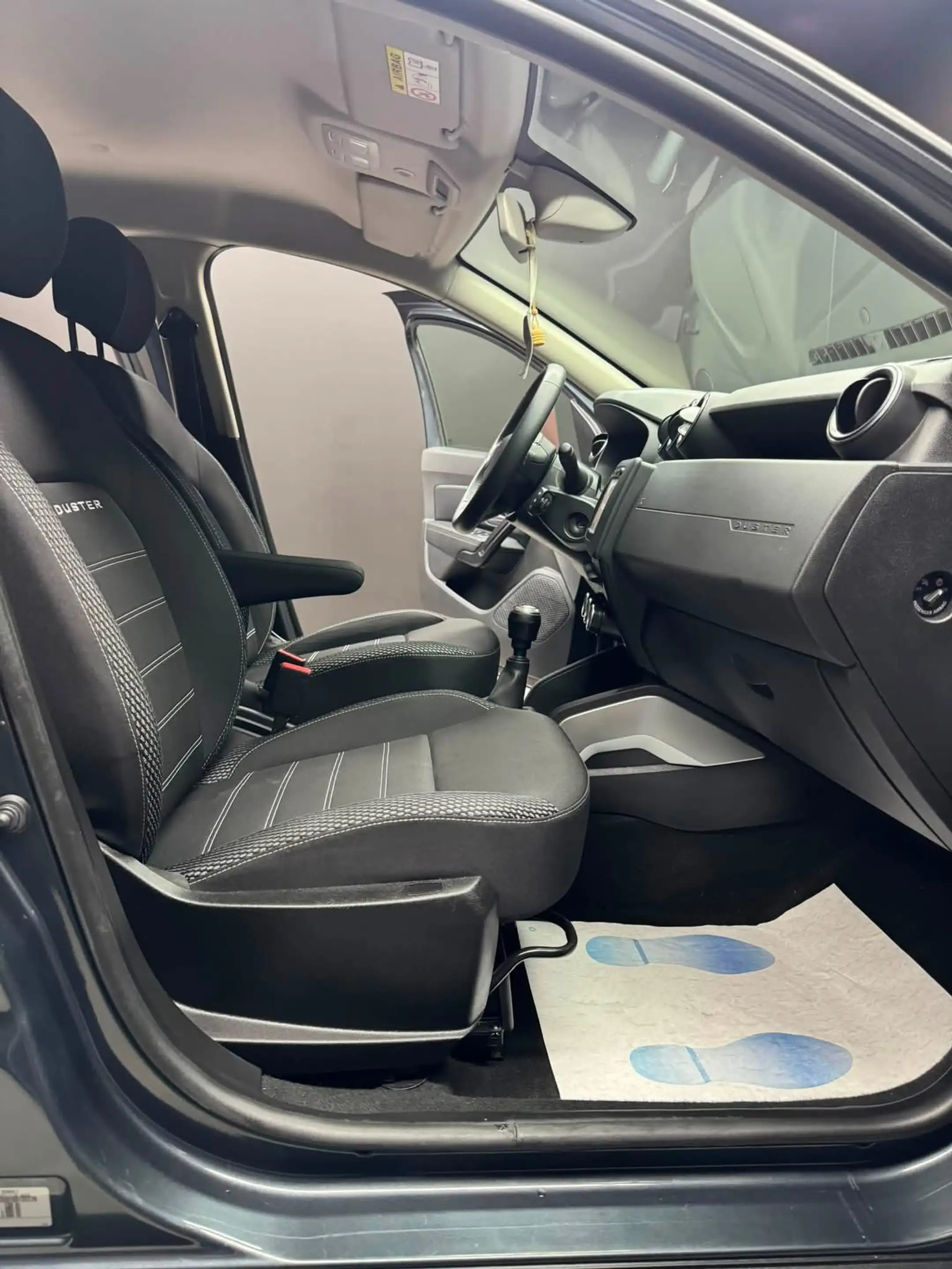 Dacia Duster Duster 1.2 TCe **12 mois de garantie** — photo 11