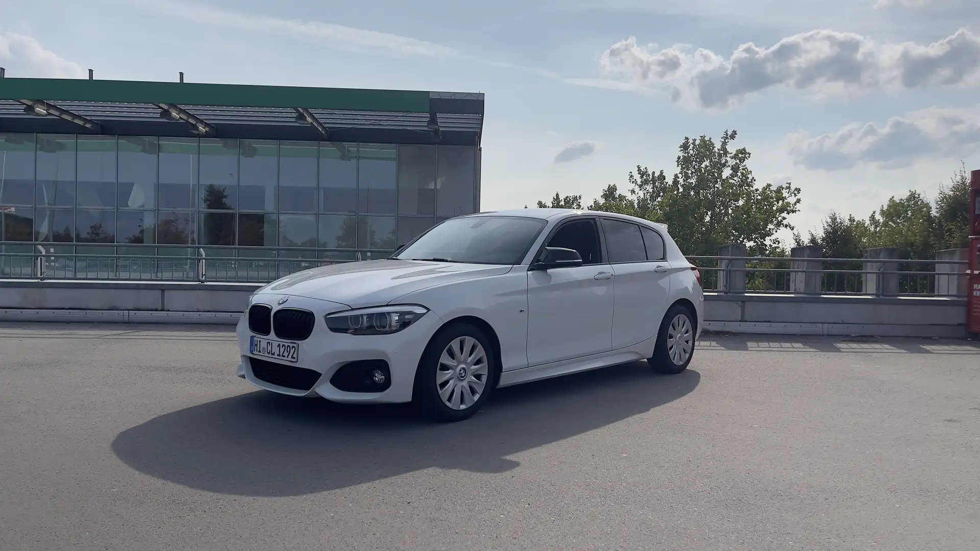 BMW 120 120i Aut. M Sport - 1