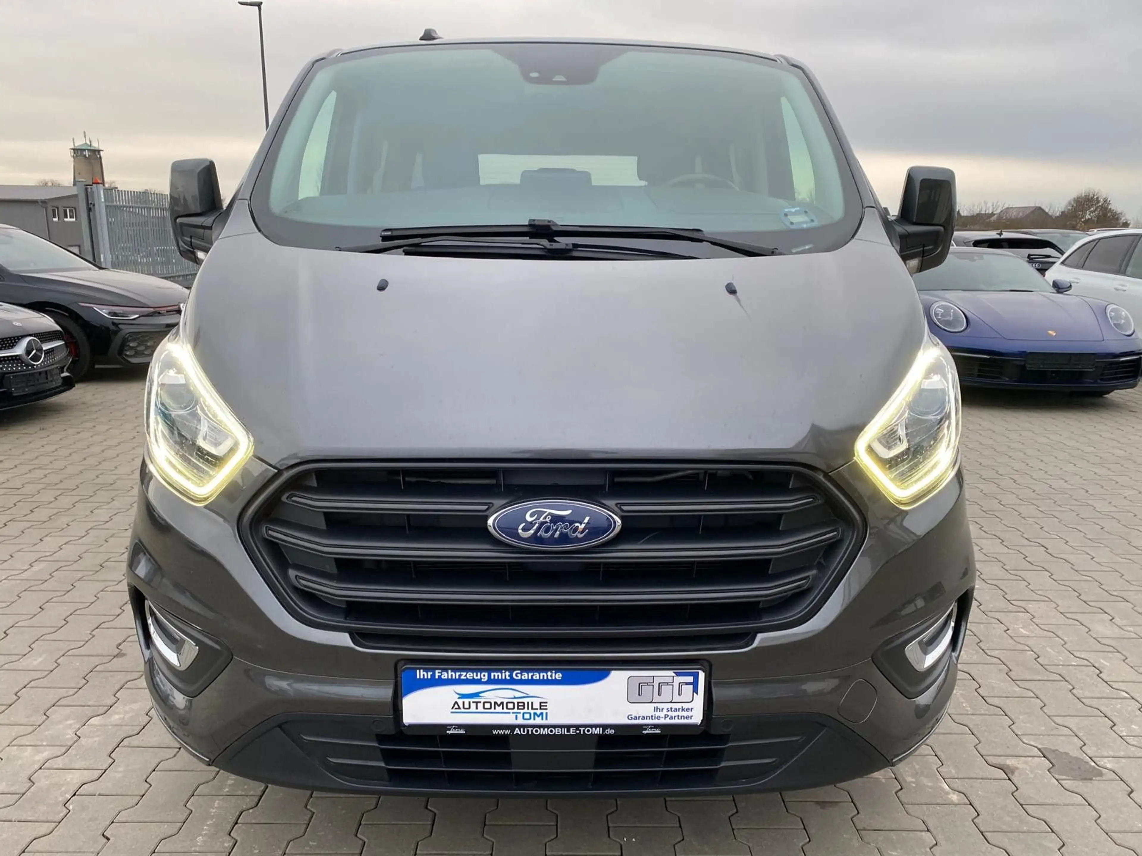 Ford Tourneo Custom Kombi 320 L1Titanium|LEDER|SZH| — photo 6