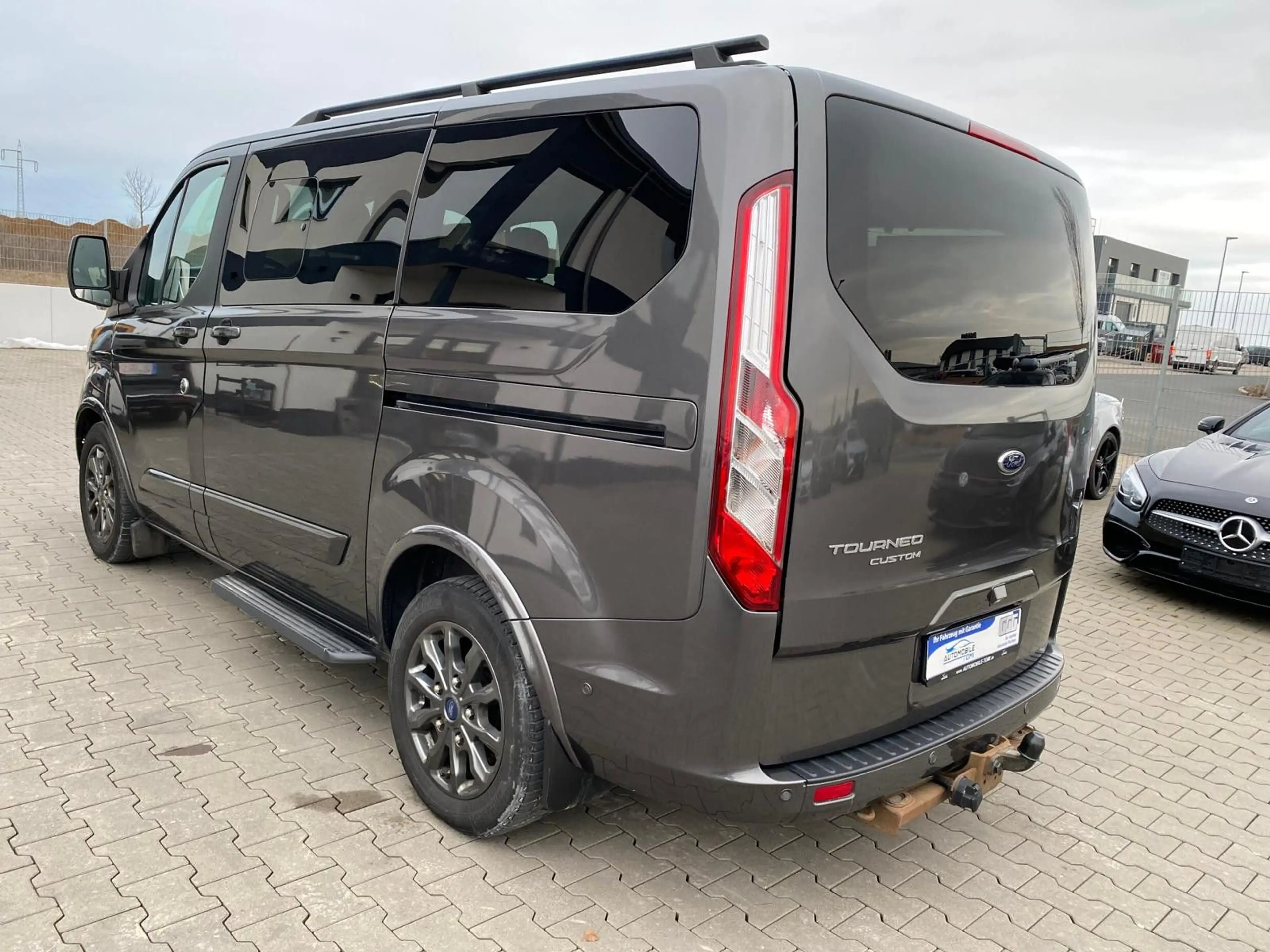 Ford Tourneo Custom Kombi 320 L1Titanium|LEDER|SZH| — photo 11