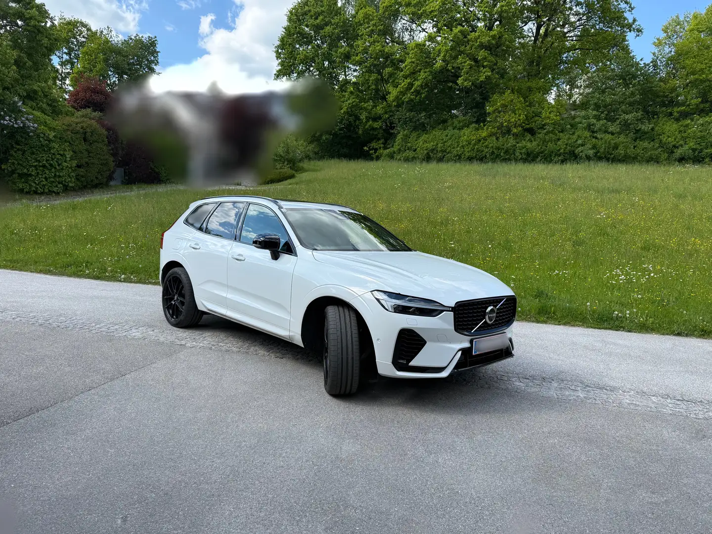 Volvo XC60 XC60 T6 AWD Recharge R-Design Weiß - 1