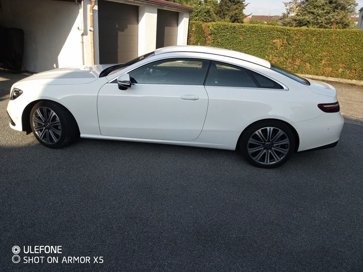 Mercedes-Benz E 200 E 200 (238.380) Weiß - 1