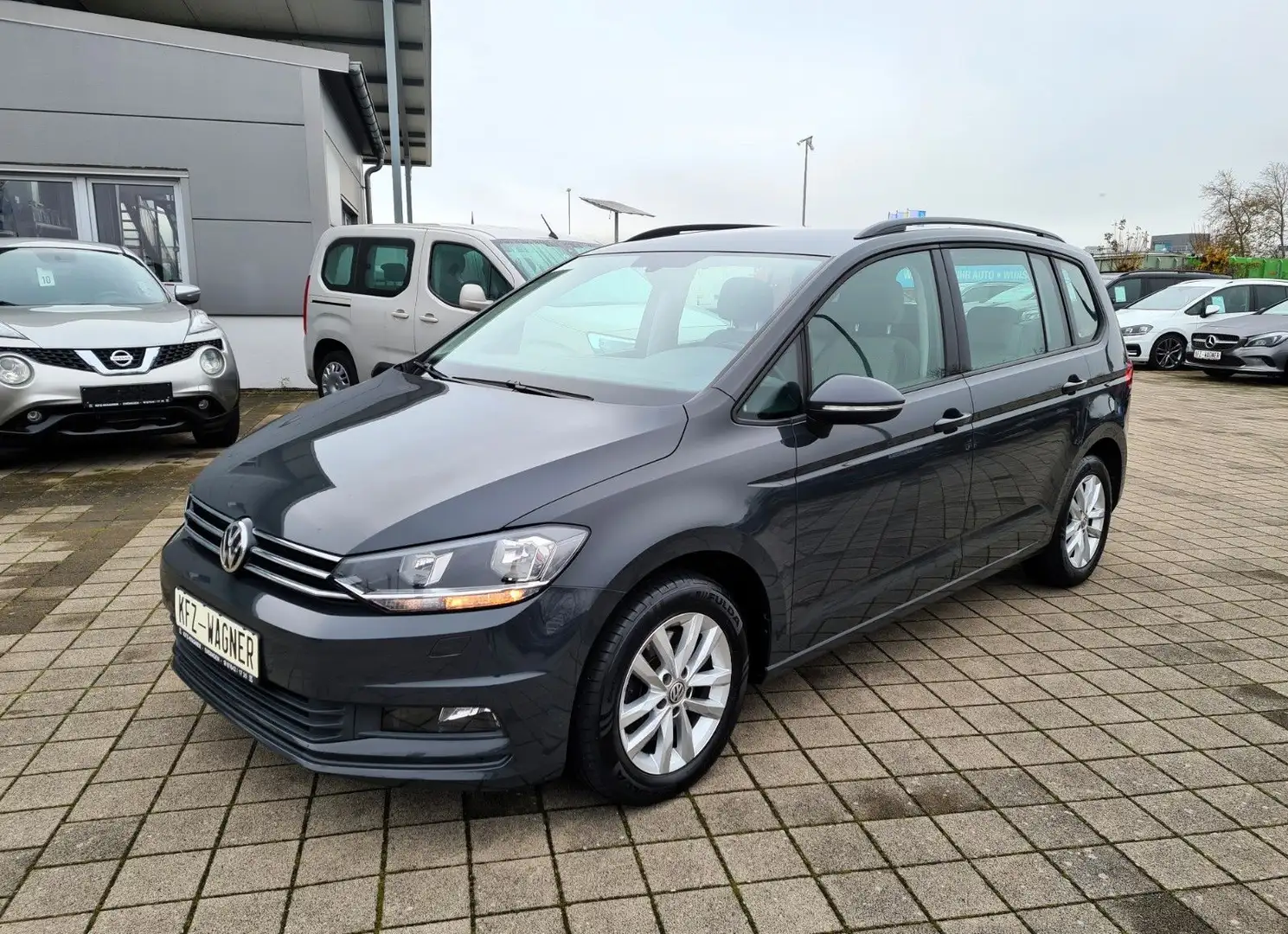 Volkswagen Touran AUTOMATIK 1.6TDI Comfortline Carplay Grijs - 1