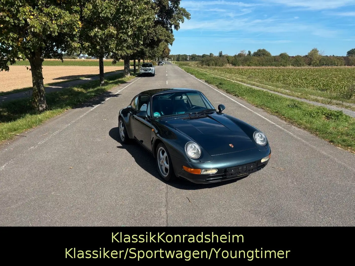 Porsche 993 Carrera Coupé Tiptronic Grün - 2