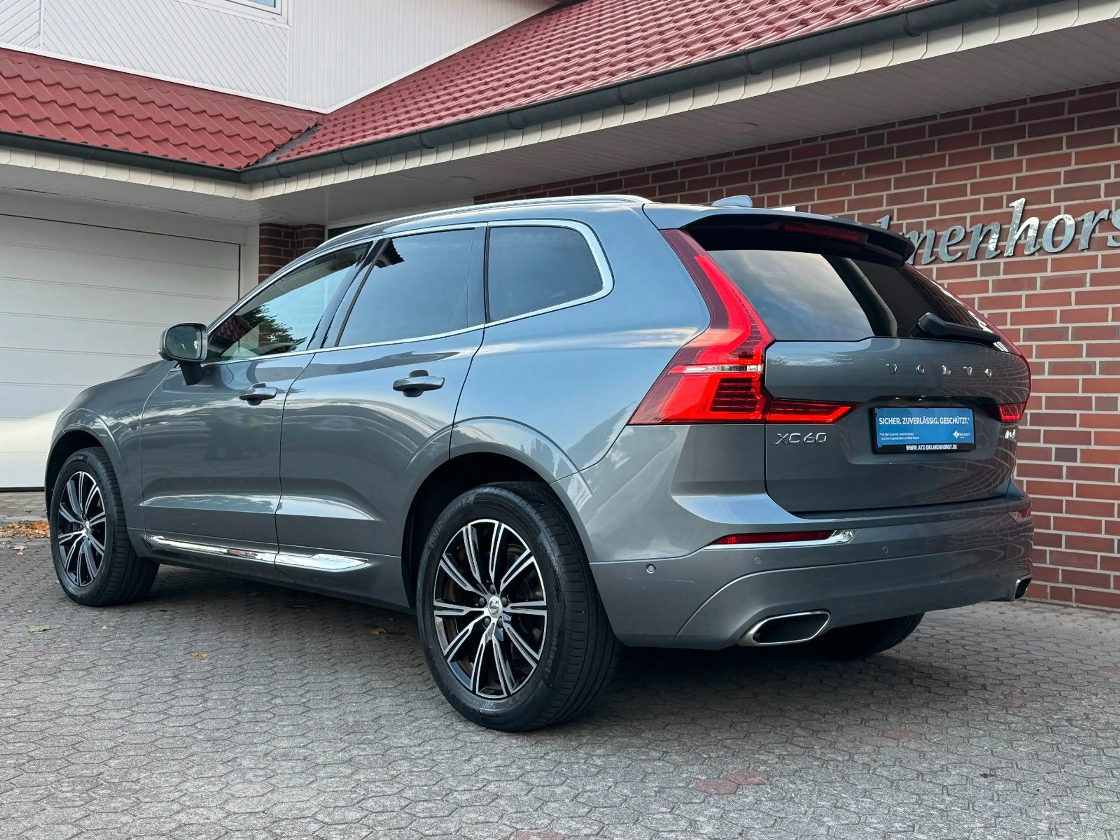 Volvo XC60 Inscription AWD*PANO*360K*AHK — photo 3