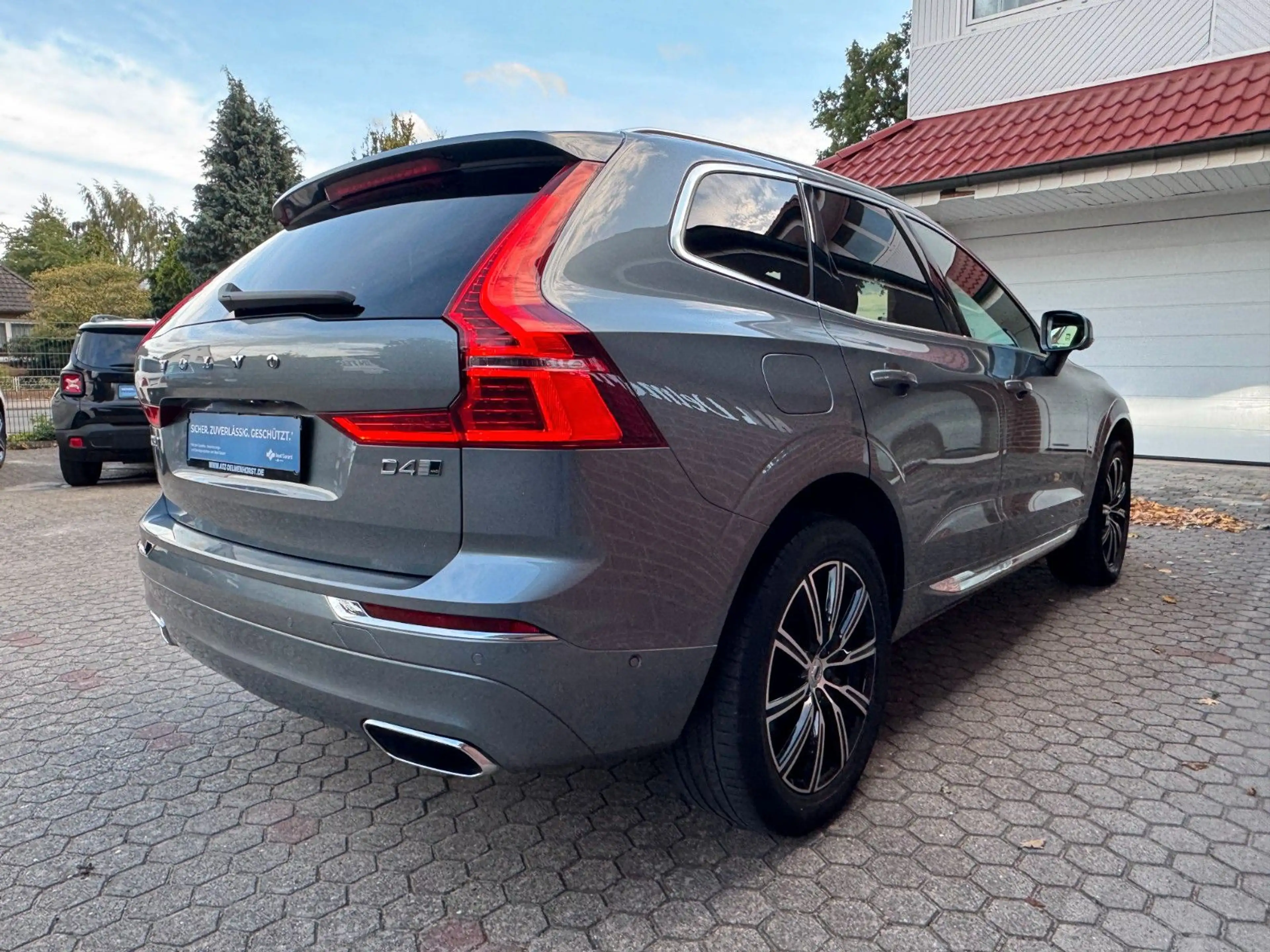 Volvo XC60 Inscription AWD*PANO*360K*AHK — photo 5