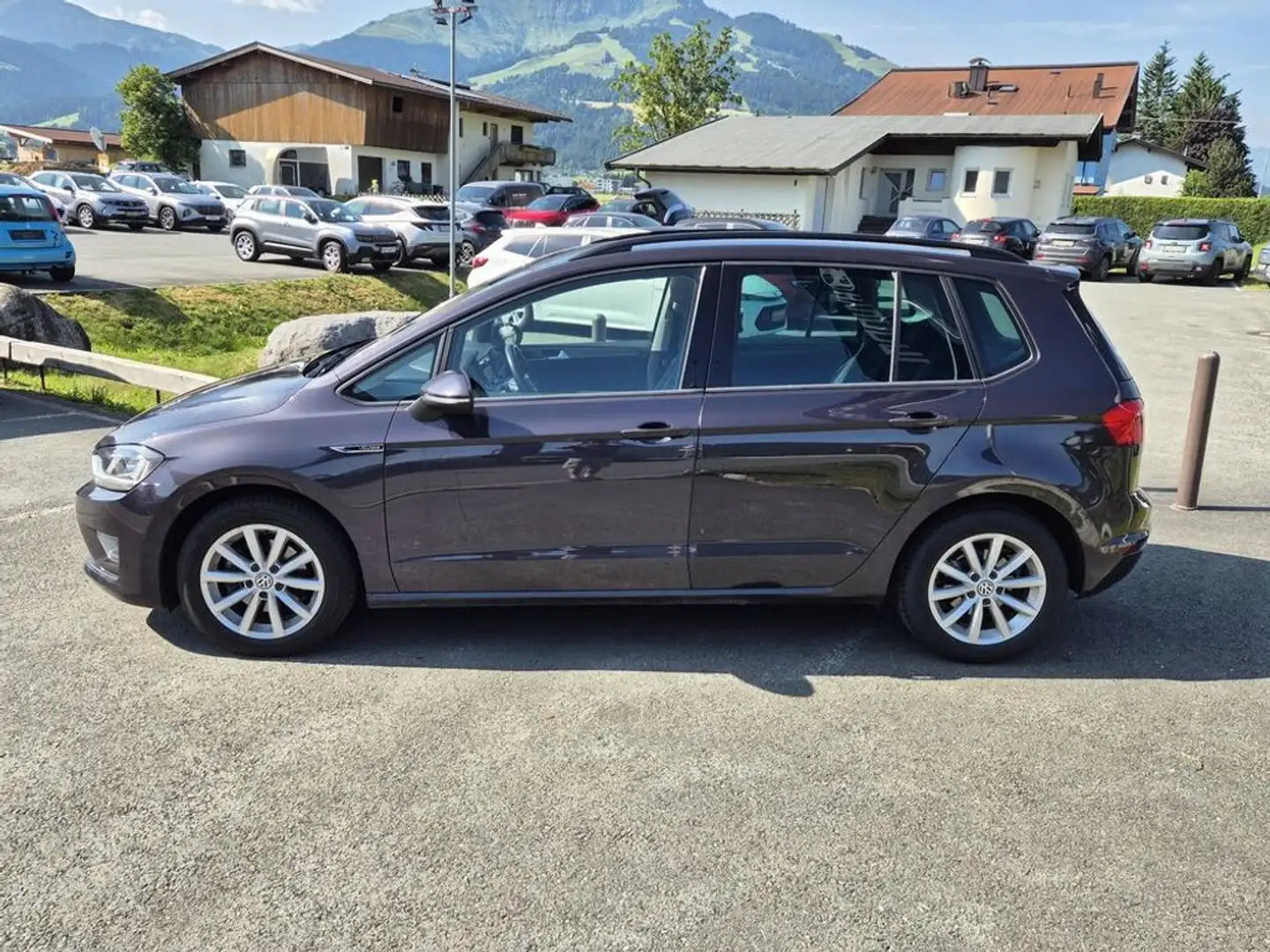 Volkswagen Golf Sportsvan 1,6 TDI Lounge Grau - 2