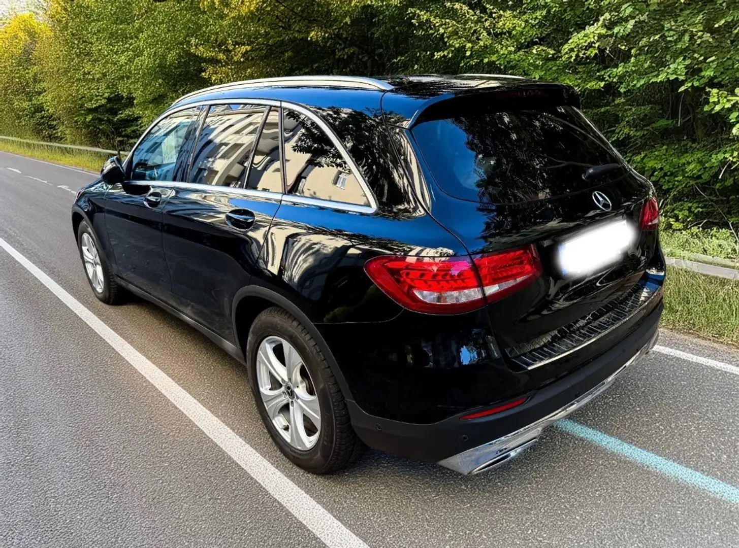 Mercedes-Benz 220 Benz GLC 220 d 4MATIC Schwarz - 2