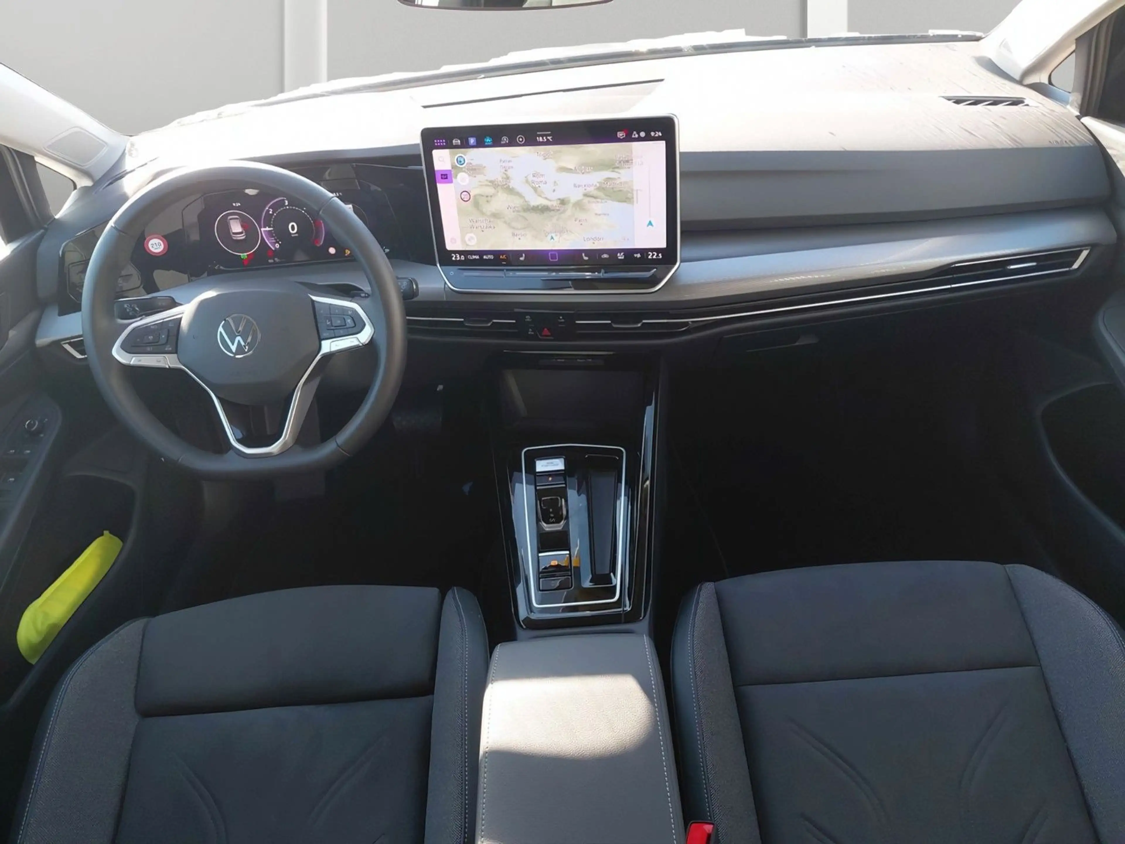 Volkswagen Golf VIII 2.0TDI Style T.Leder Massage Standheiz — photo 8