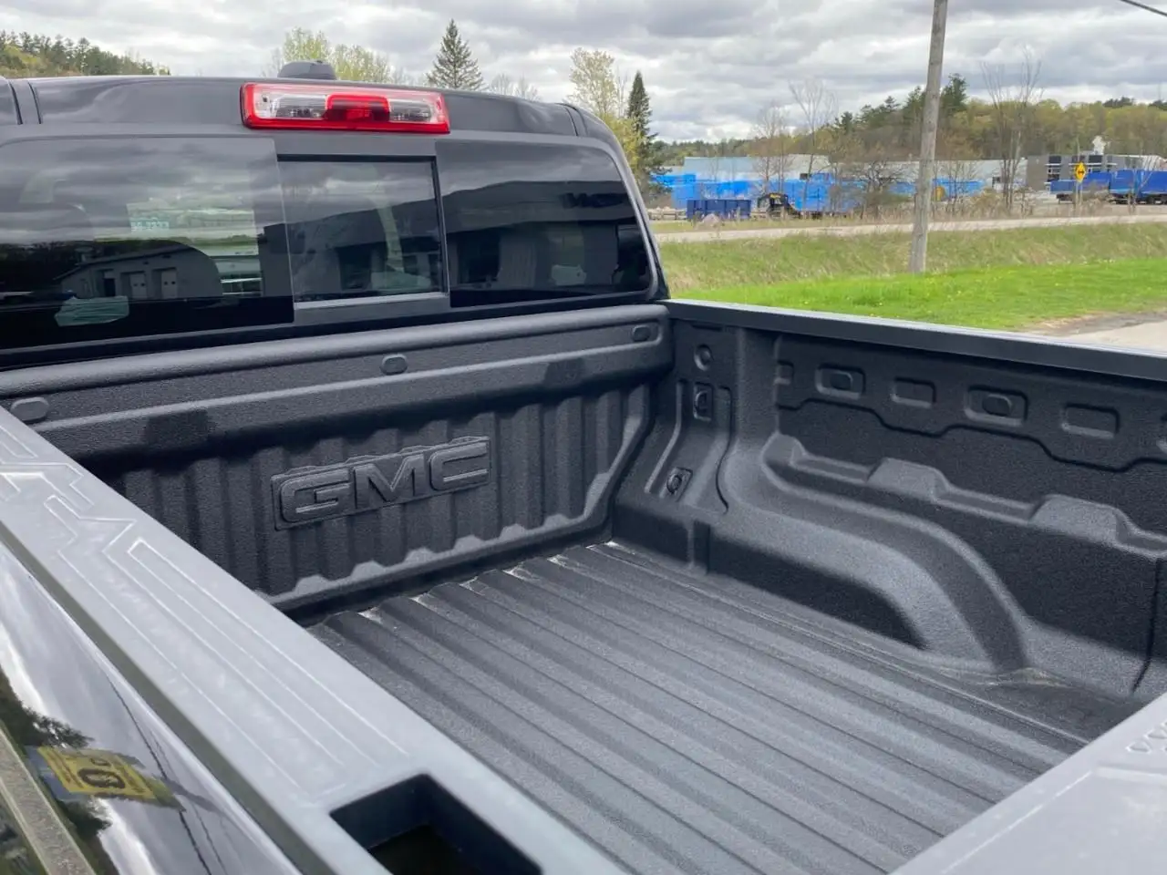 GMC Canyon снимка GMC Canyon