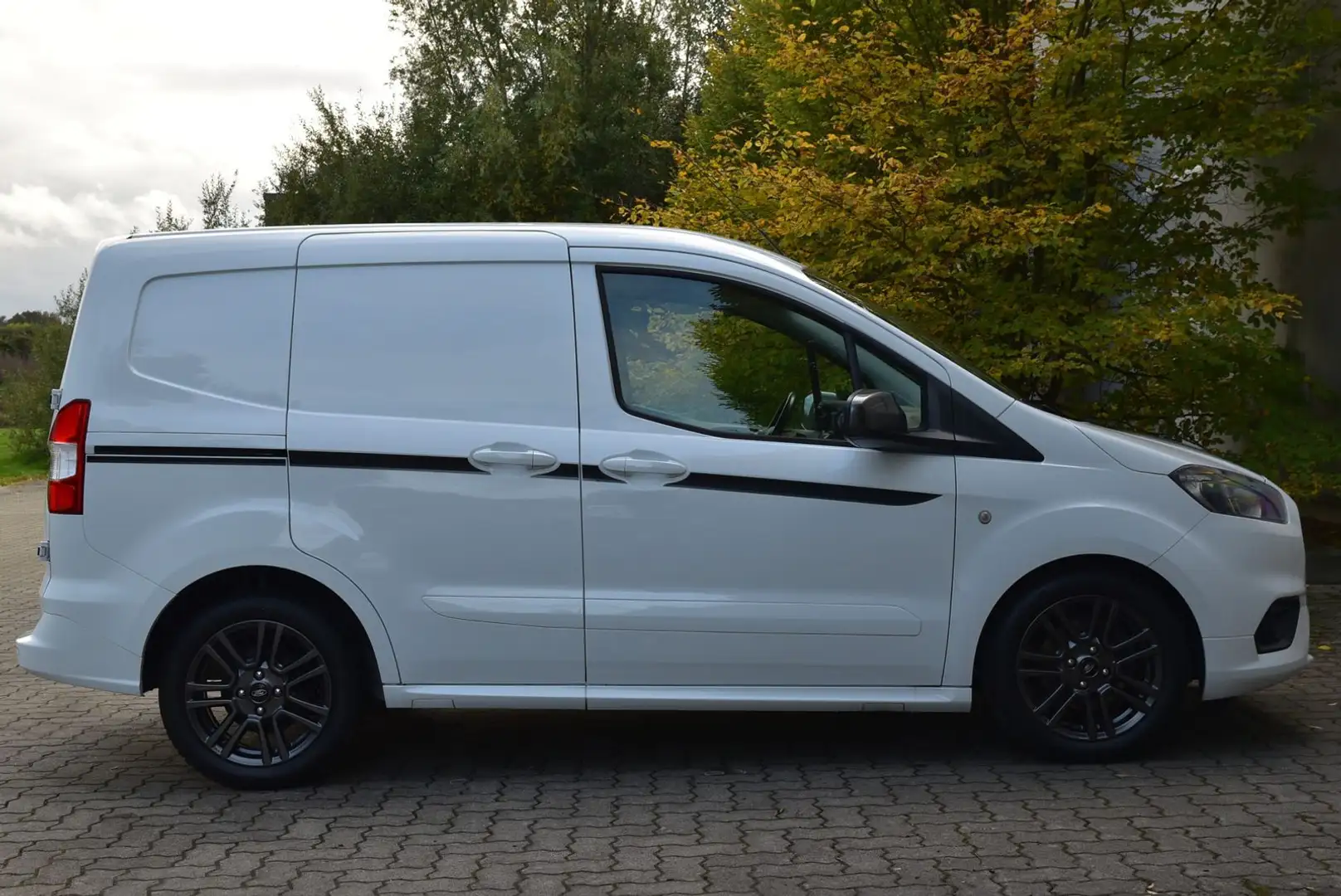 Ford Transit Courier Sport Klima/Temp./SHZ/Tüv neu Blanc - 2