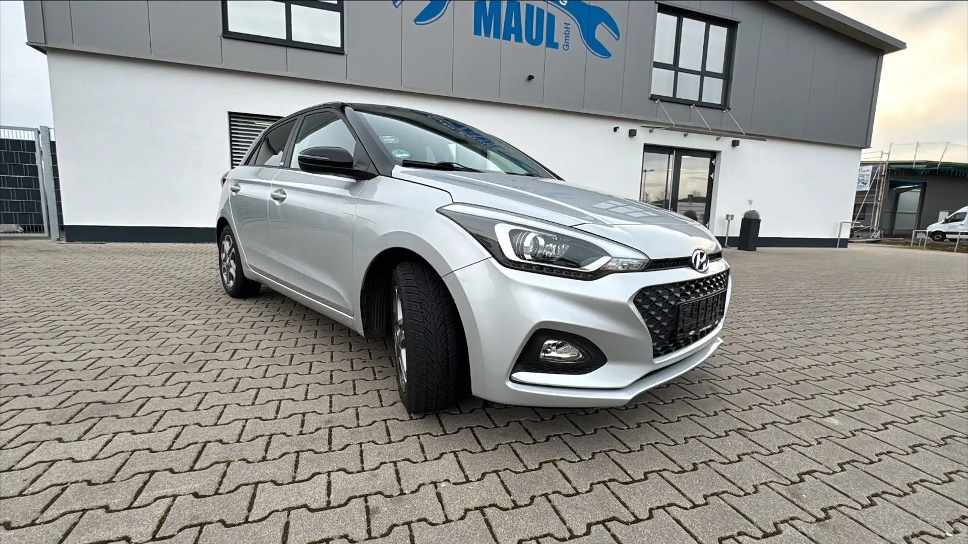 Hyundai i20 Advantage + Noir - 1