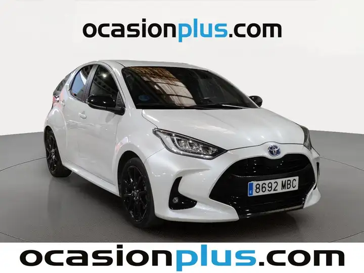 Toyota Yaris 1.5 Style Plus 2022, foto 2