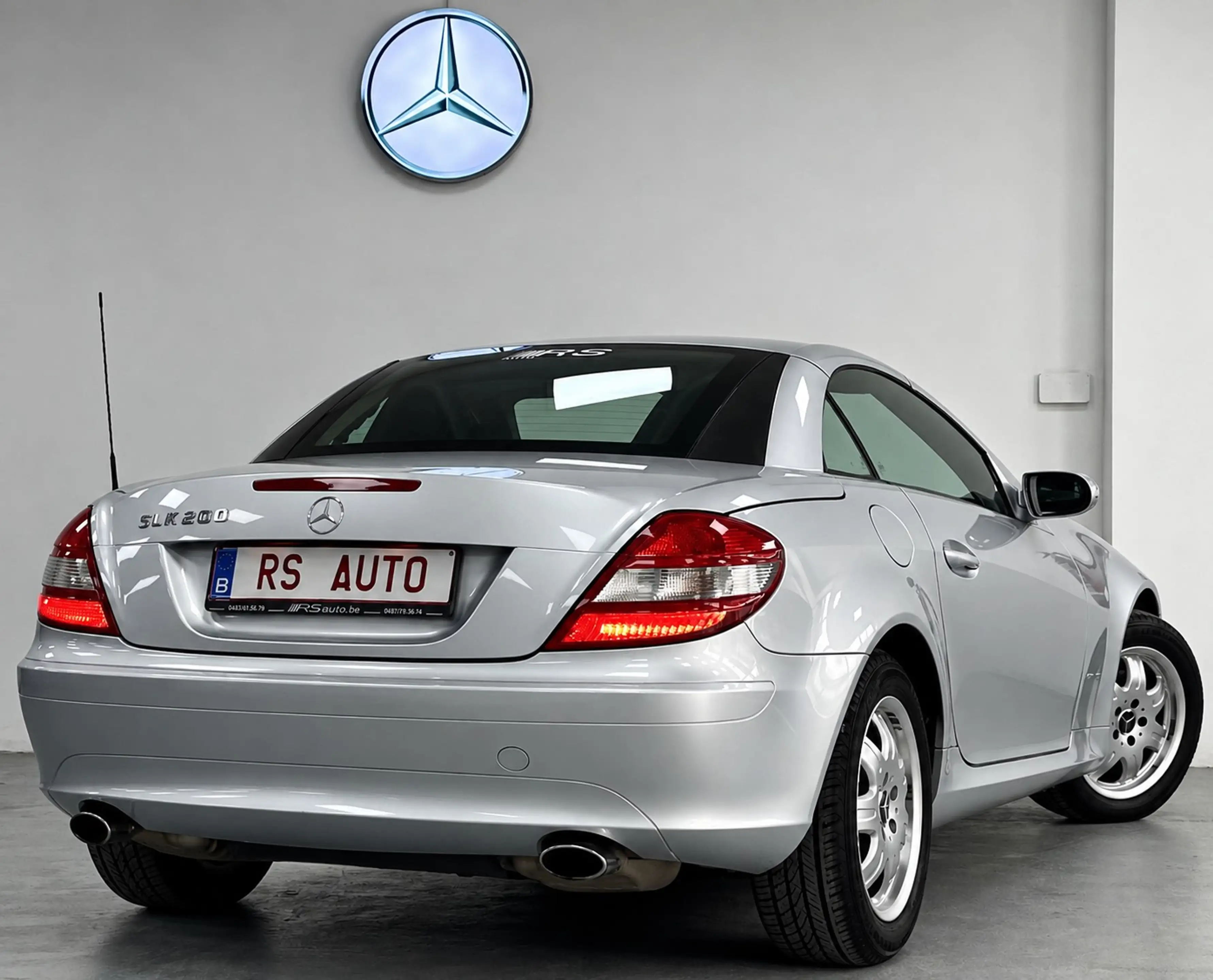 Mercedes-Benz SLK 200 Kompressor - GARANTIE 12 MOIS - CUIR CHAUFFANT - AIRCO - PHARES AUTO - REGULATEUR DE VITESSE - — photo 4