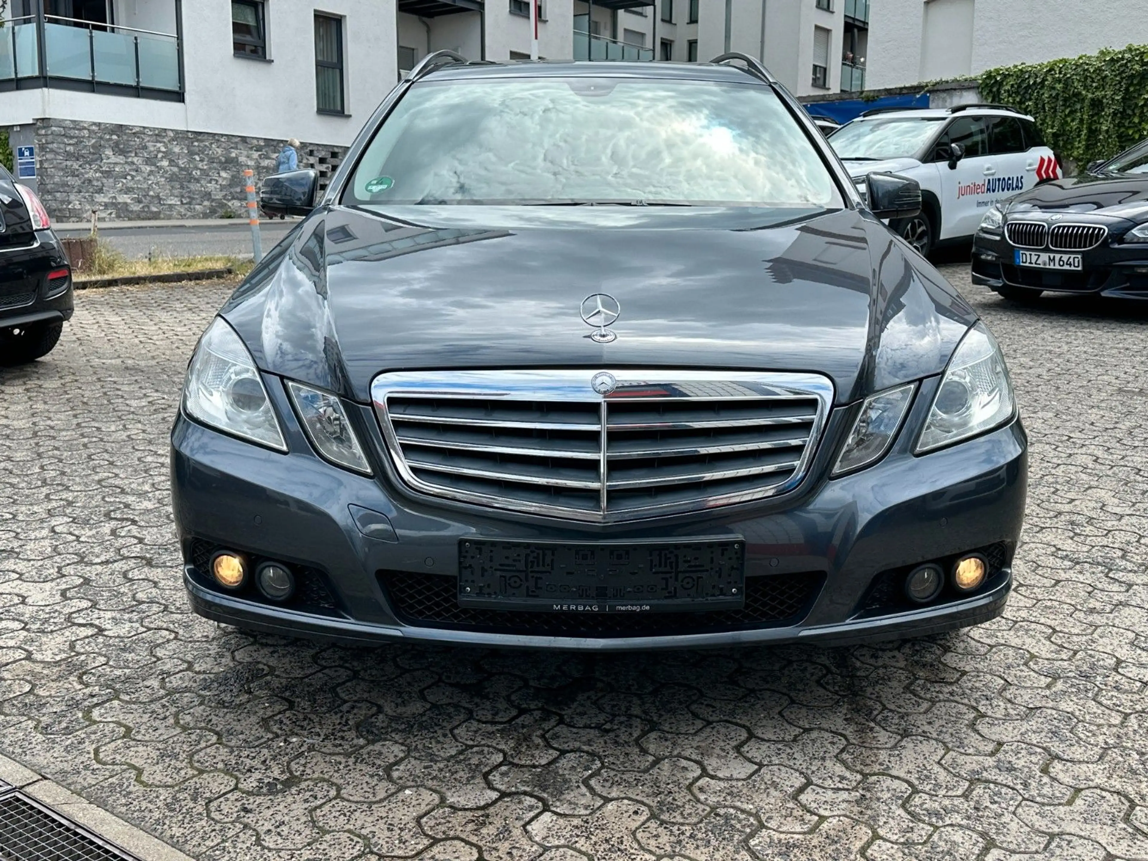 Mercedes-Benz E 220 E T-Modell E 220 CDI BlueEfficiency — photo 2