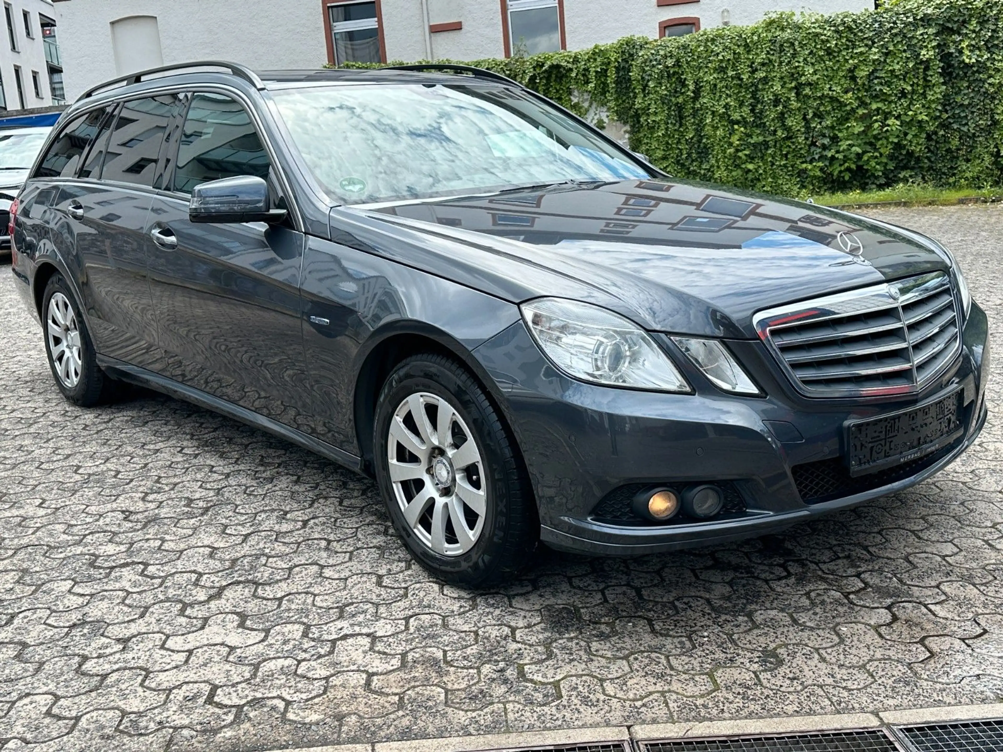 Mercedes-Benz E 220 E T-Modell E 220 CDI BlueEfficiency — photo 3