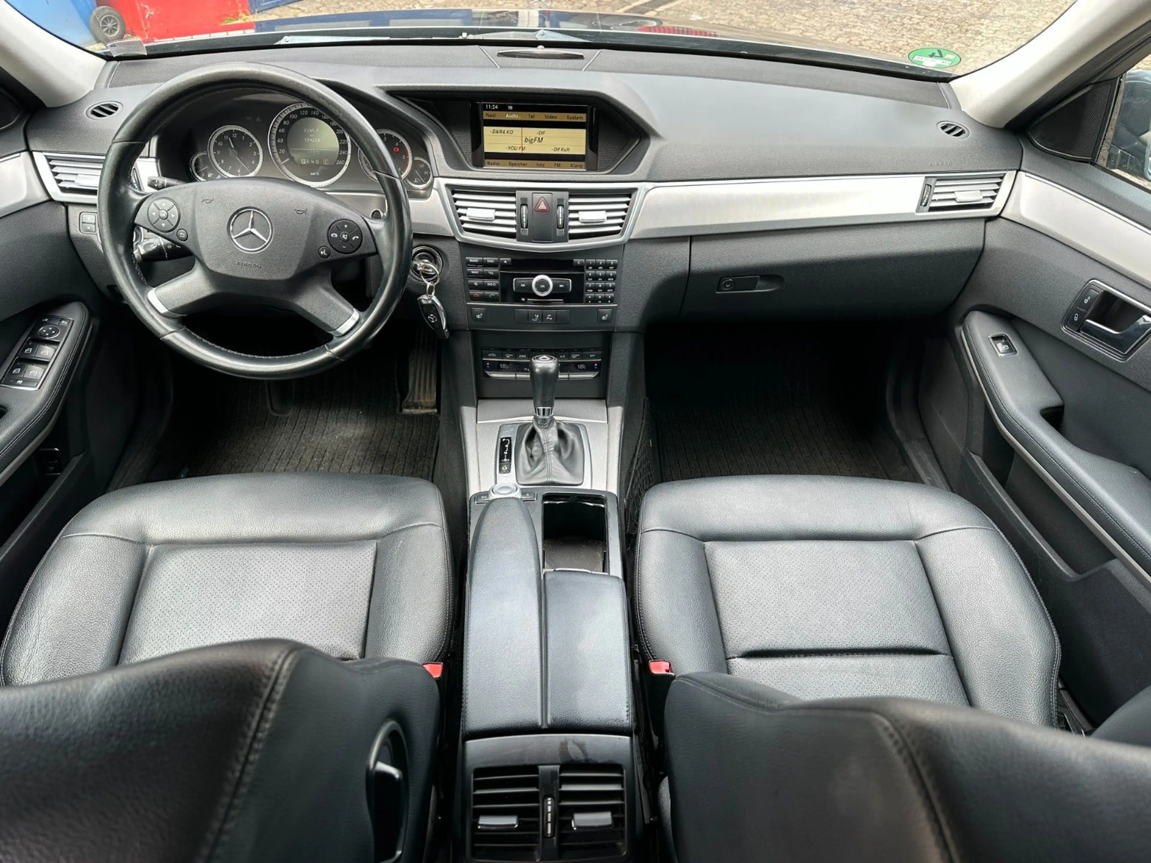 Mercedes-Benz E 220 E T-Modell E 220 CDI BlueEfficiency — photo 7