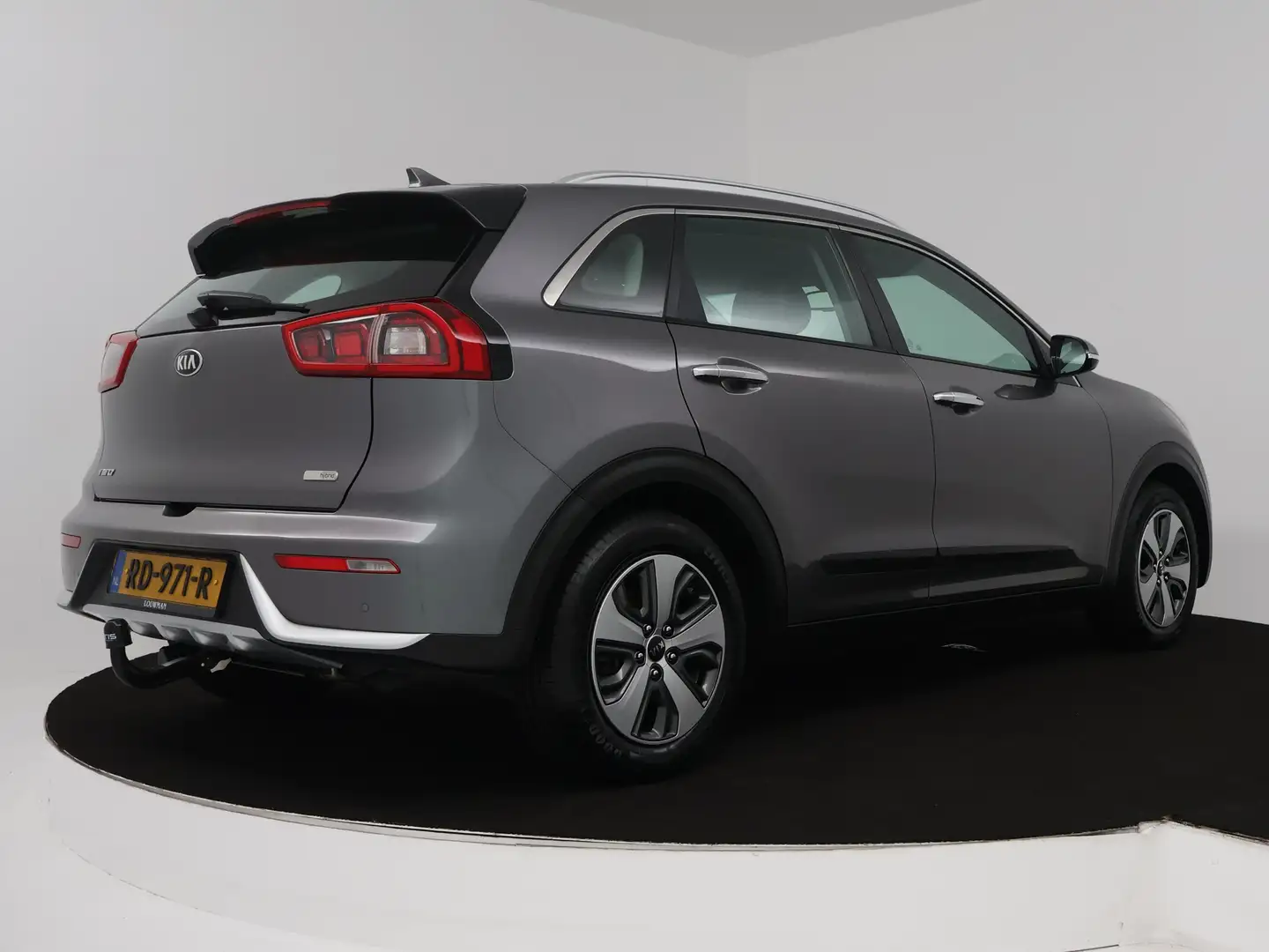 Kia Niro 1.6 GDi Hybrid DynamicLine | Camera | Navigatie | Gris - 2
