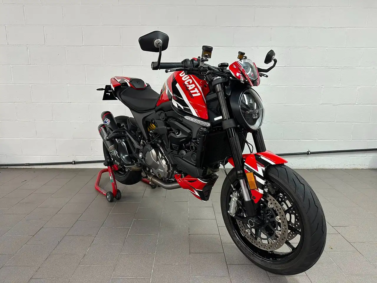 Ducati Monster 937