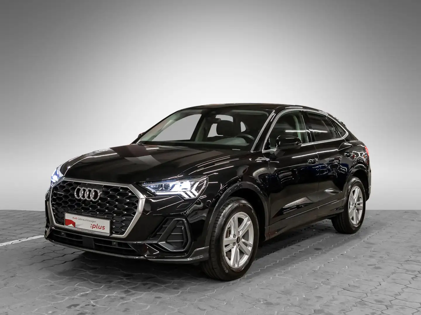 Audi Q3 Sportback 45 TFSI qu design selection Pano SON Schwarz - 2