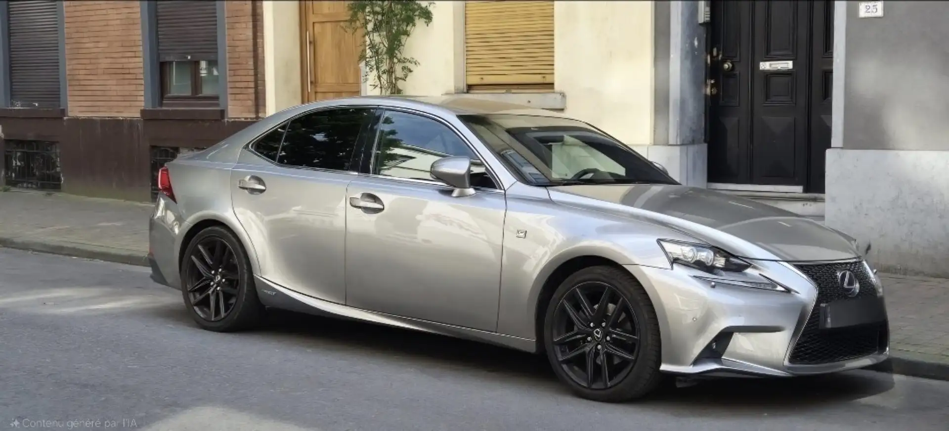 Lexus IS 300 2.5i F-Sport Line E-CVT - 1