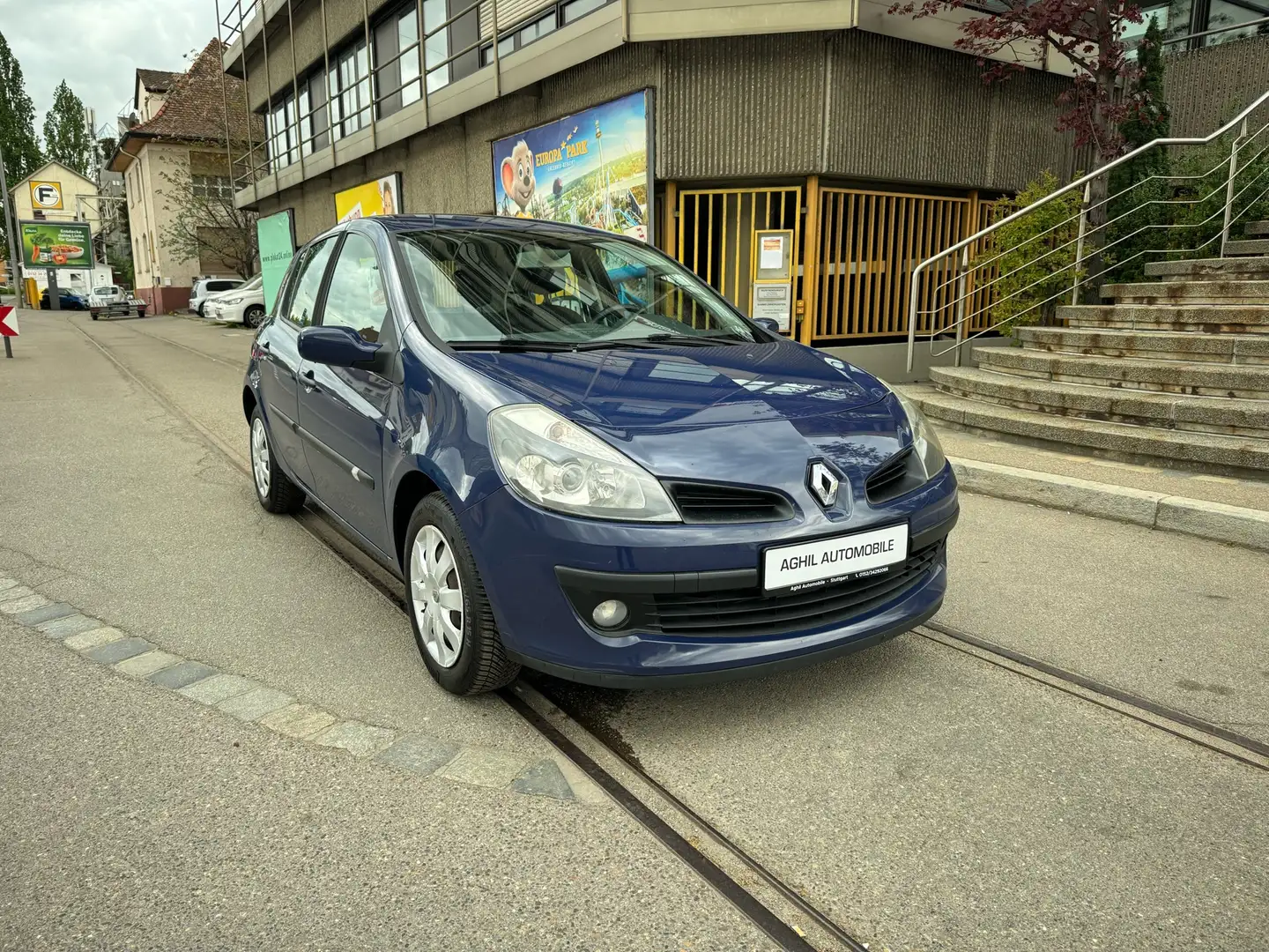 Renault Clio 1.2 16V TÜV und HU neu bis 04/2026 Blau - 1
