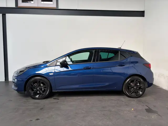 Opel Astra view 26