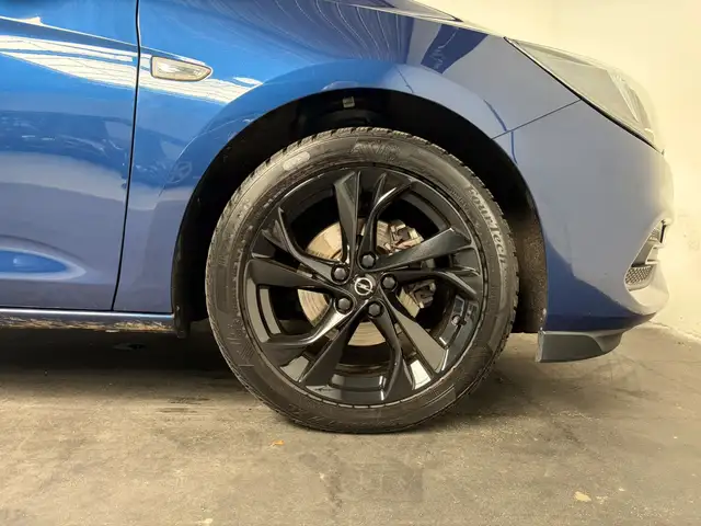Opel Astra view 27