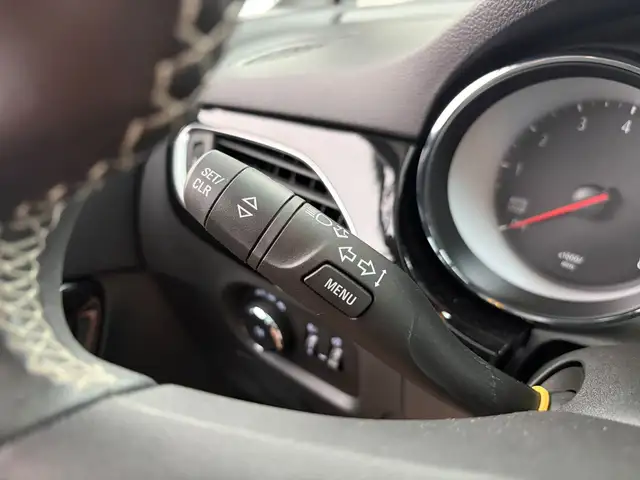 Opel Astra view 9