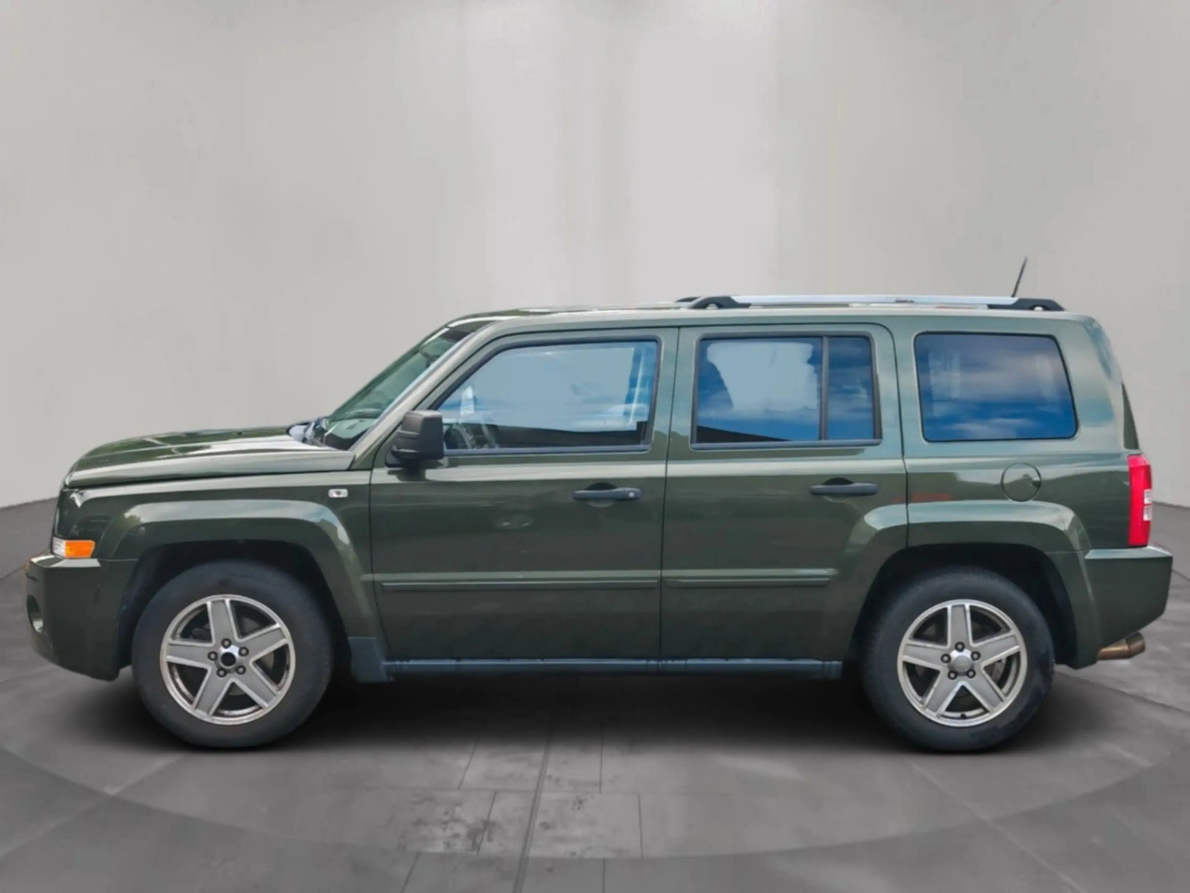 Jeep Patriot Limited Automatik AHK Tempomat PTC SHZ — photo 2