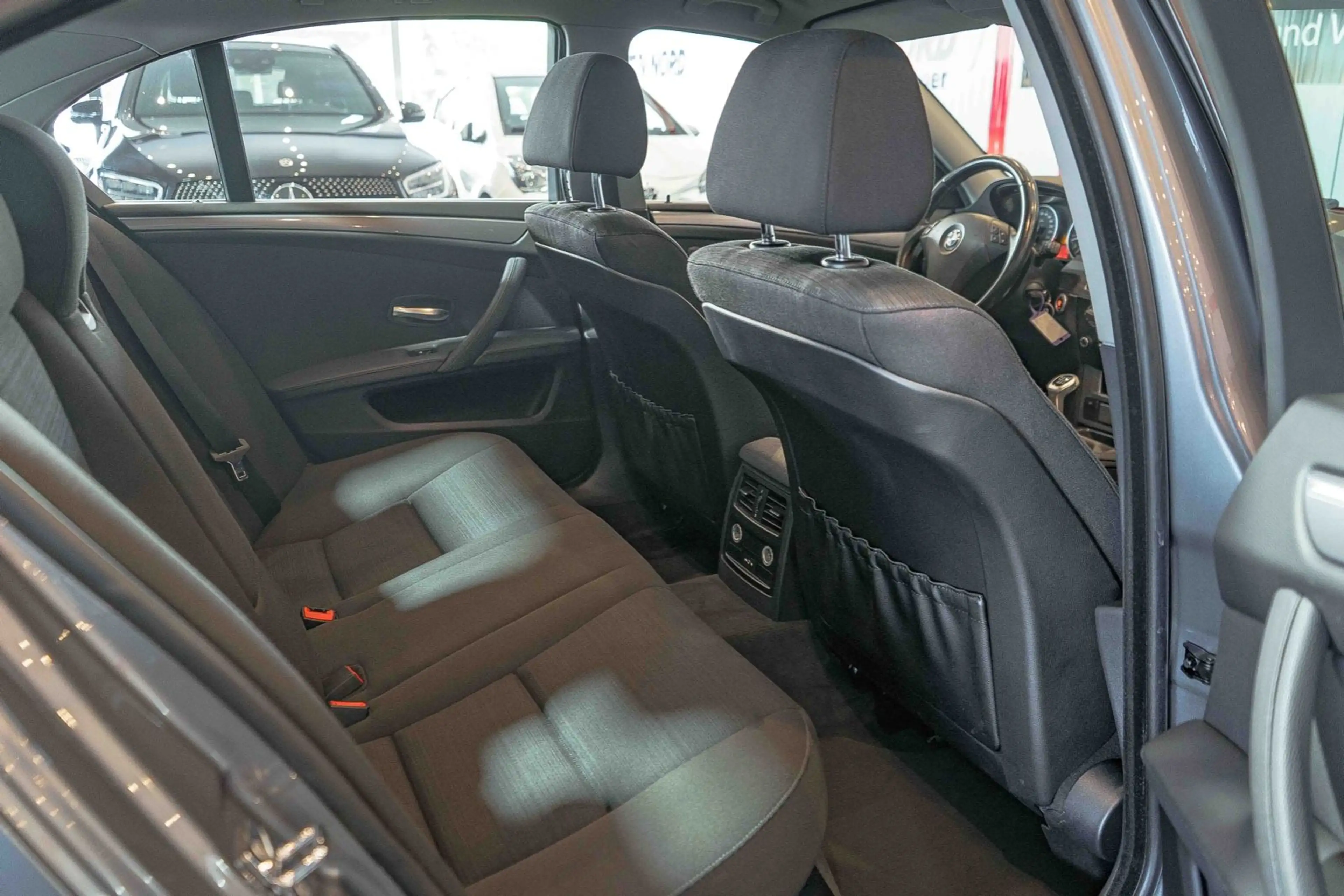 BMW 523 i Limousine Xenon Navi AHK Tempomat Klimaauto — photo 15