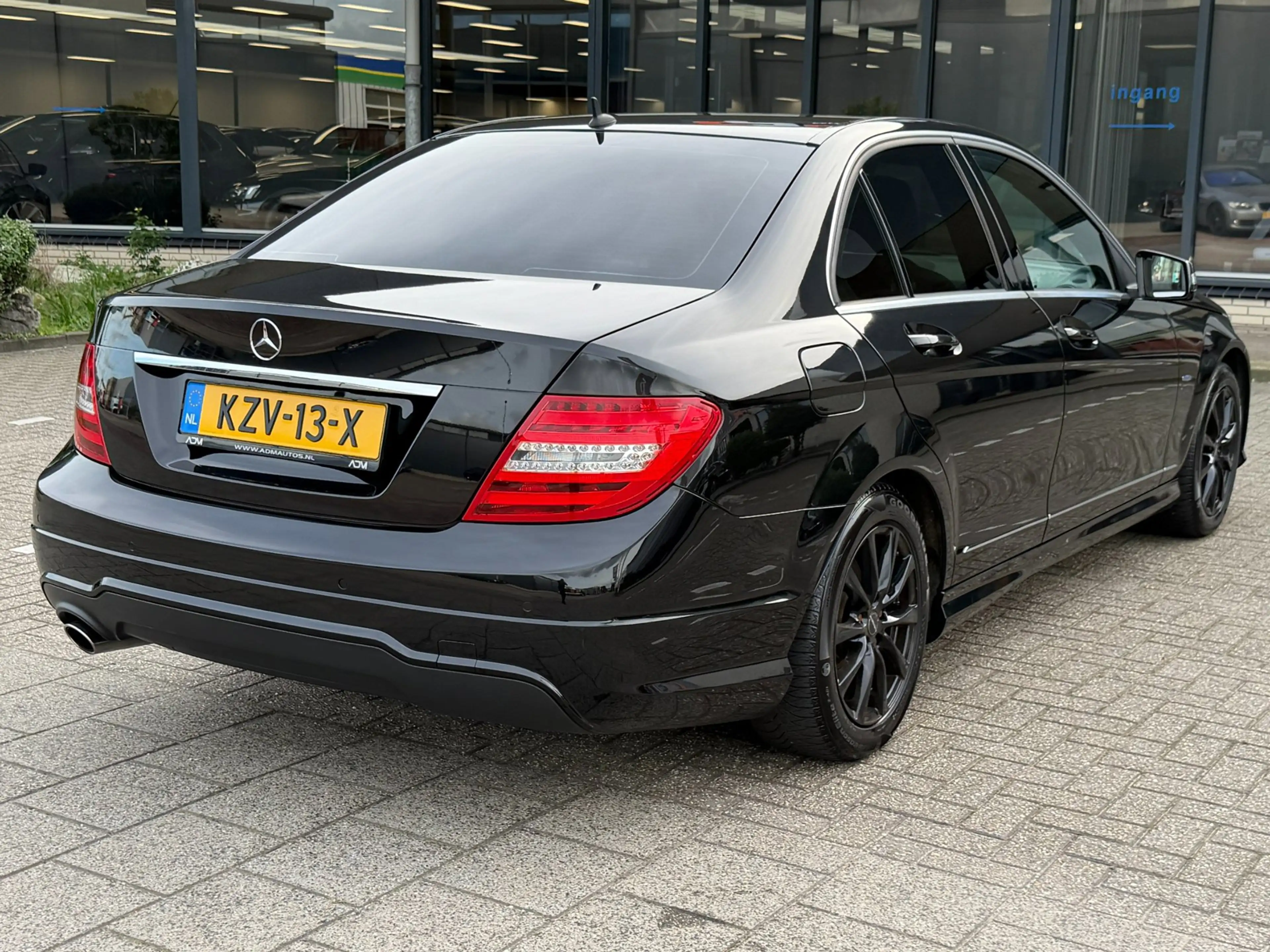 Mercedes-Benz C 180 CGI BlueEfficiency Avantgarde l AMG-Pakket — photo 13