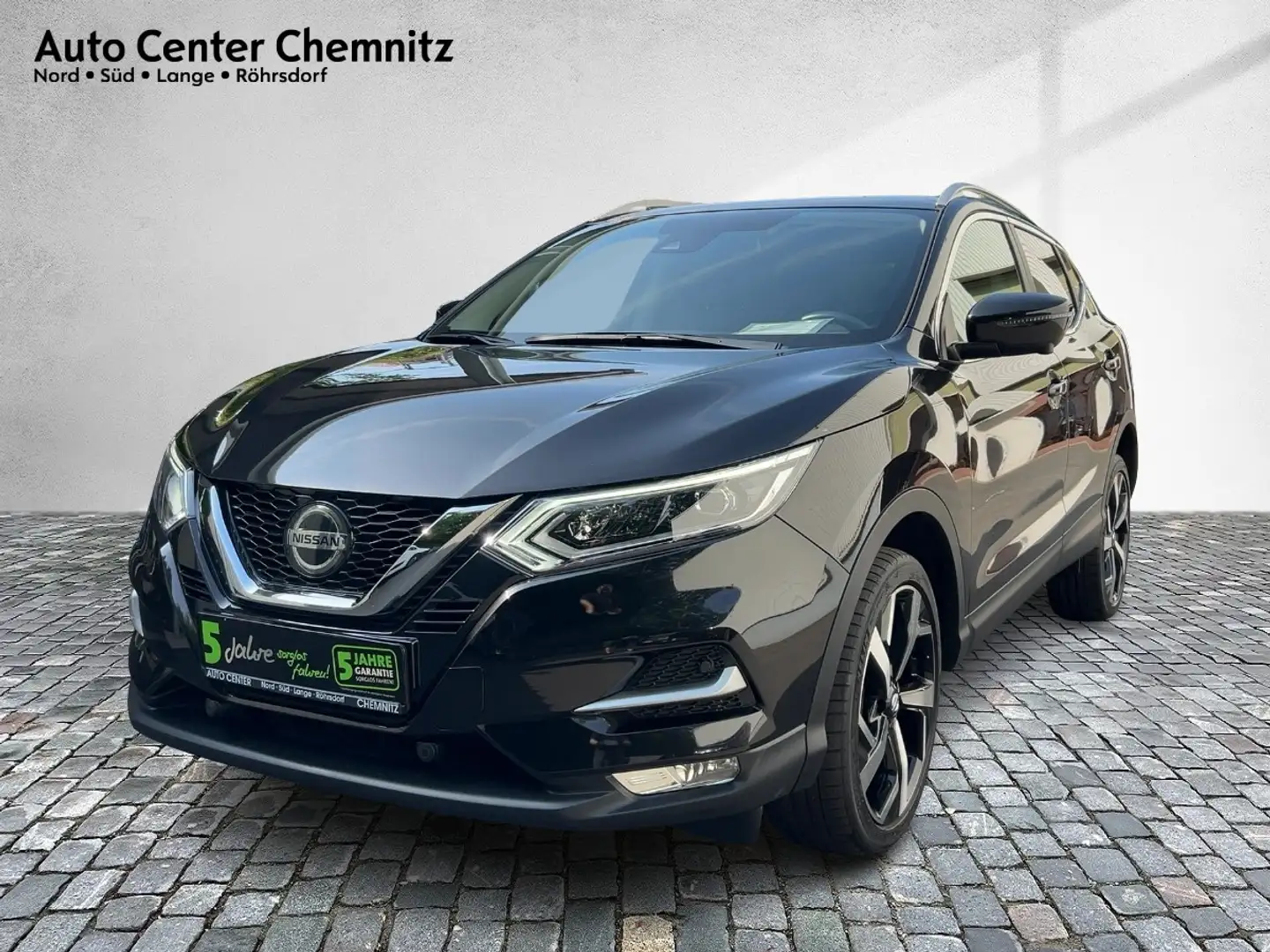 Nissan Qashqai 1.3 DIG-T Akari LED/Pano/Navi/360° Schwarz - 2