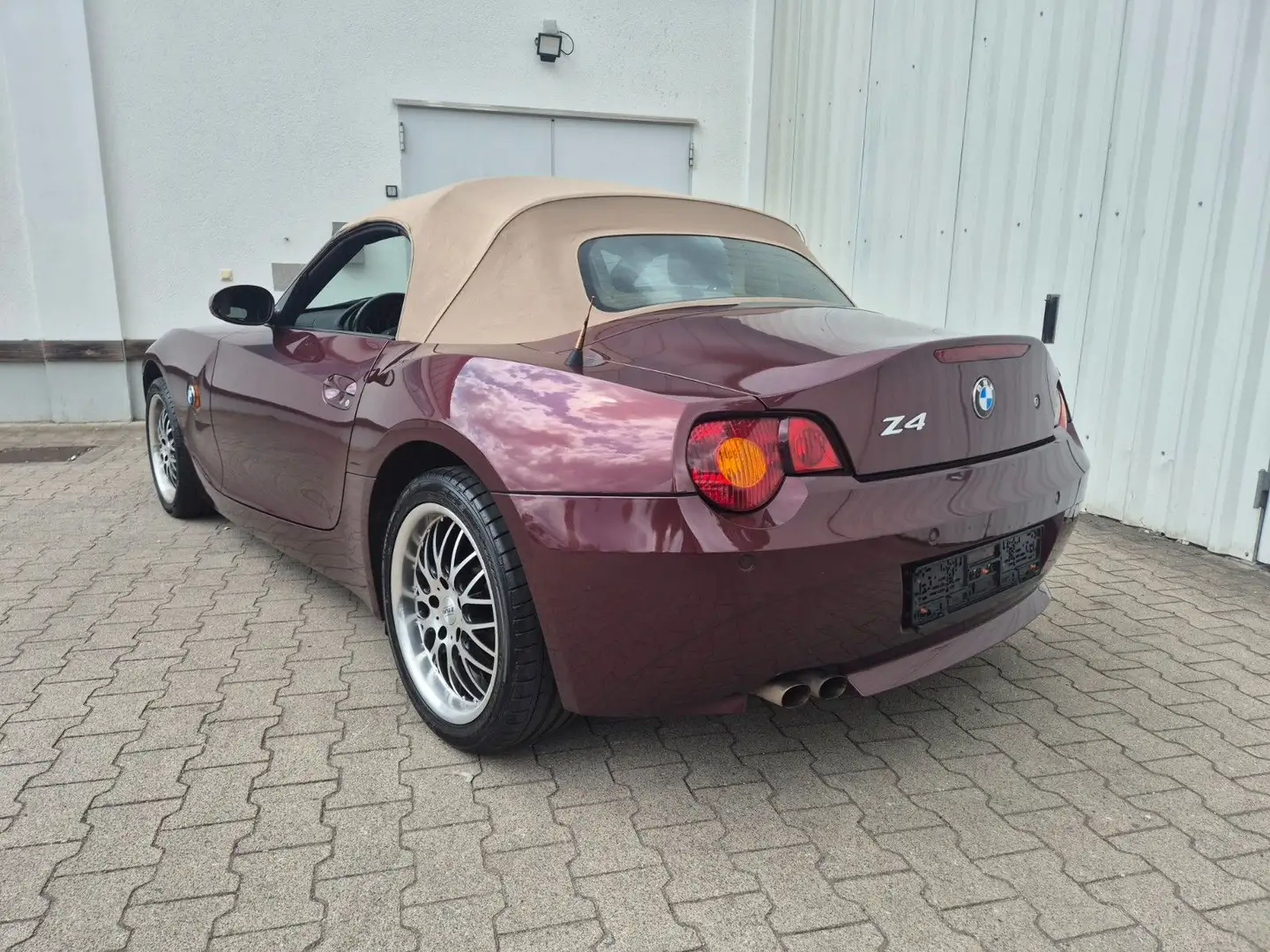 BMW Z4 Roadster 2.5i E85, TEMPOMAT - XENON - TÜV NEU Rot - 2